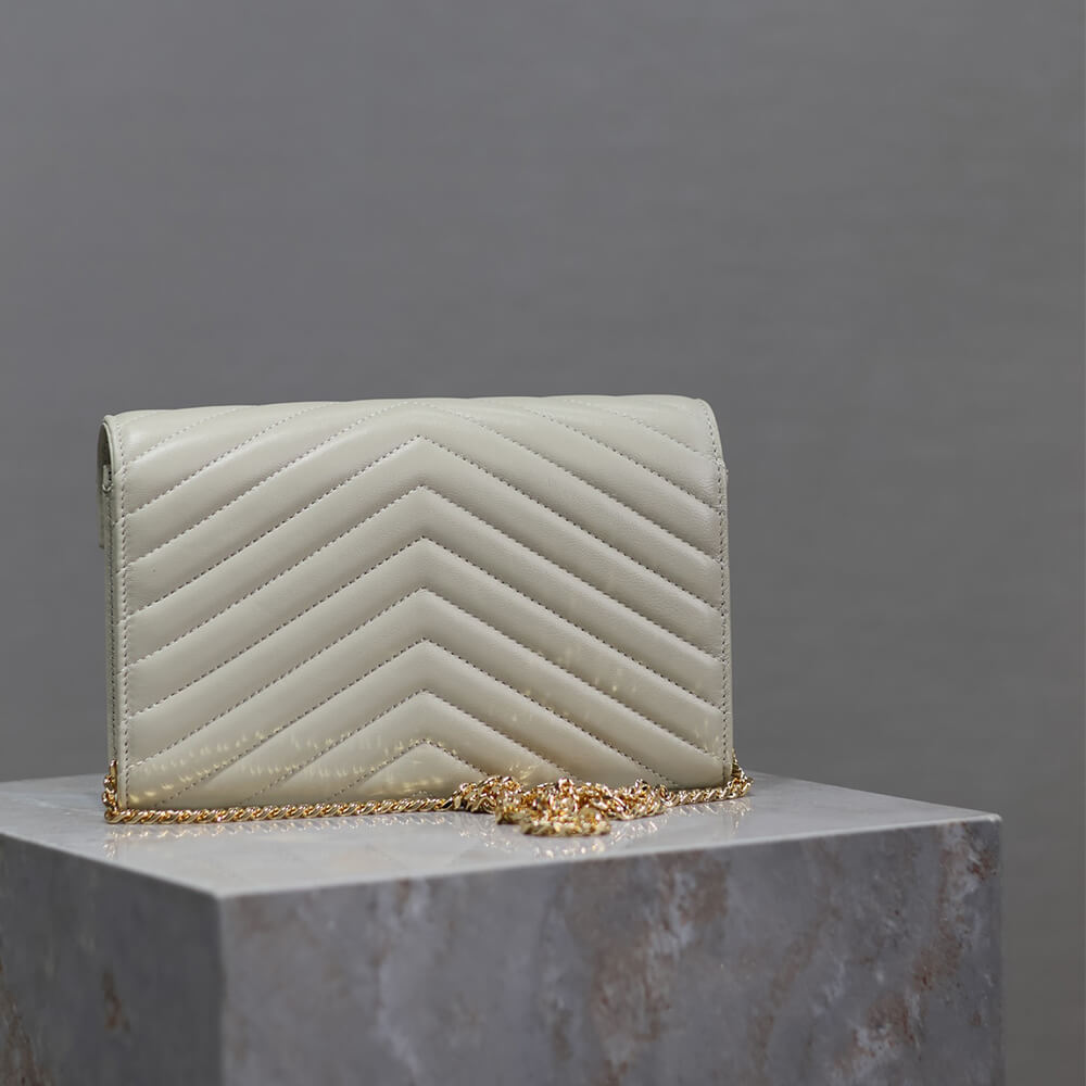 YSL cassandre chain wallet in lambskin - Top Club