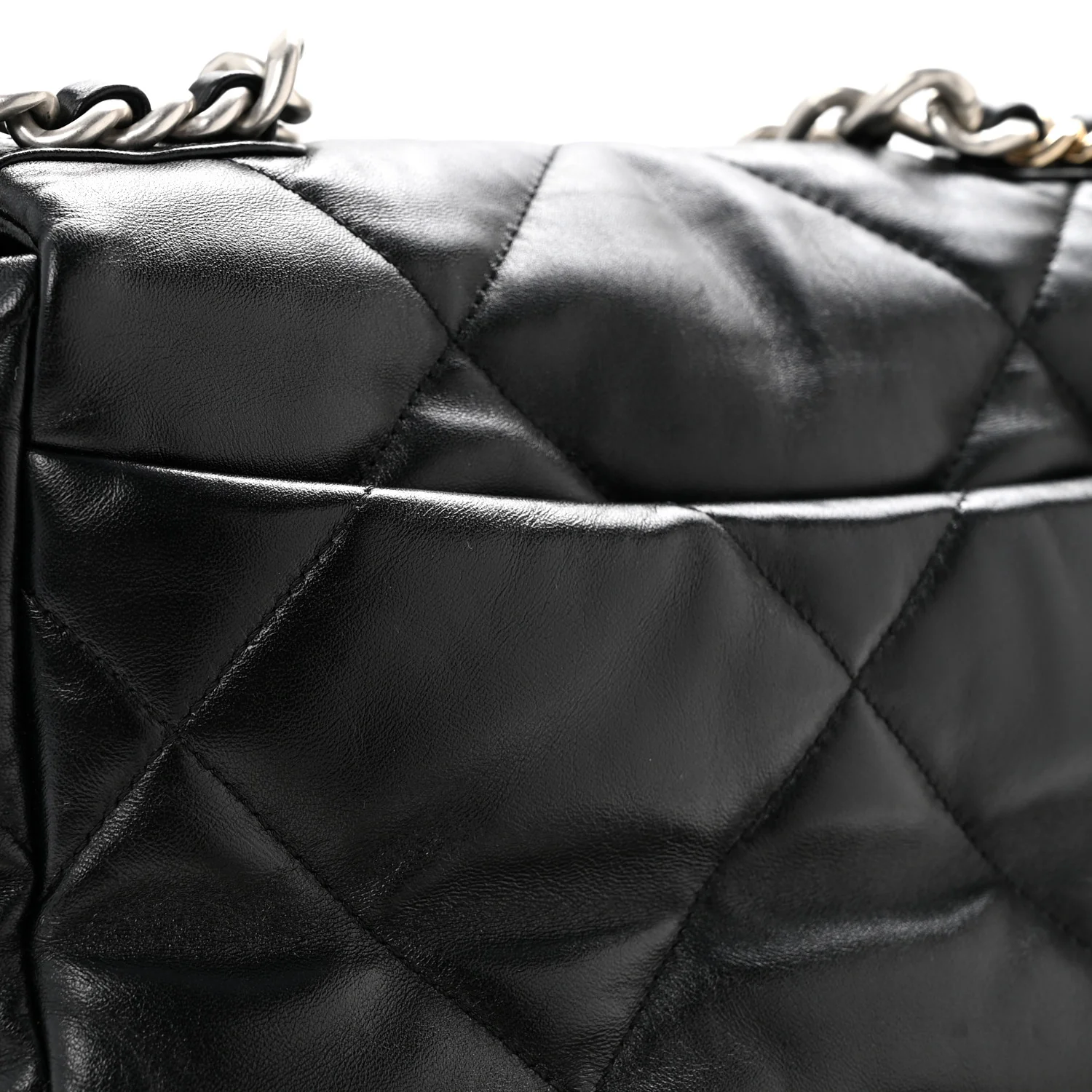 Lambskin Quilted Medium Chanel 19 Flap Black - Top Club