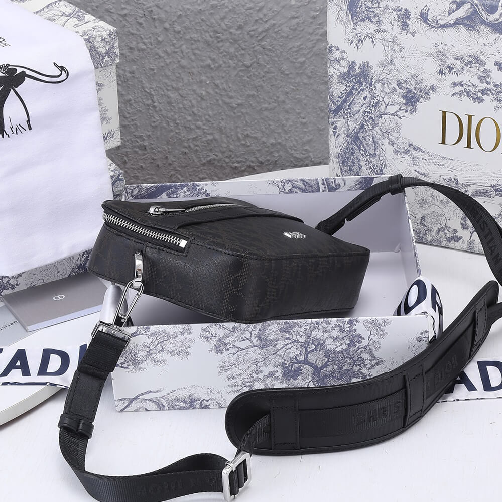 DIOR SAFARI MESSENGER BAG - Top Club