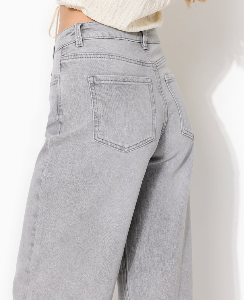 Pimkie J71-1 / Jean wide taille haute avec bas coupés