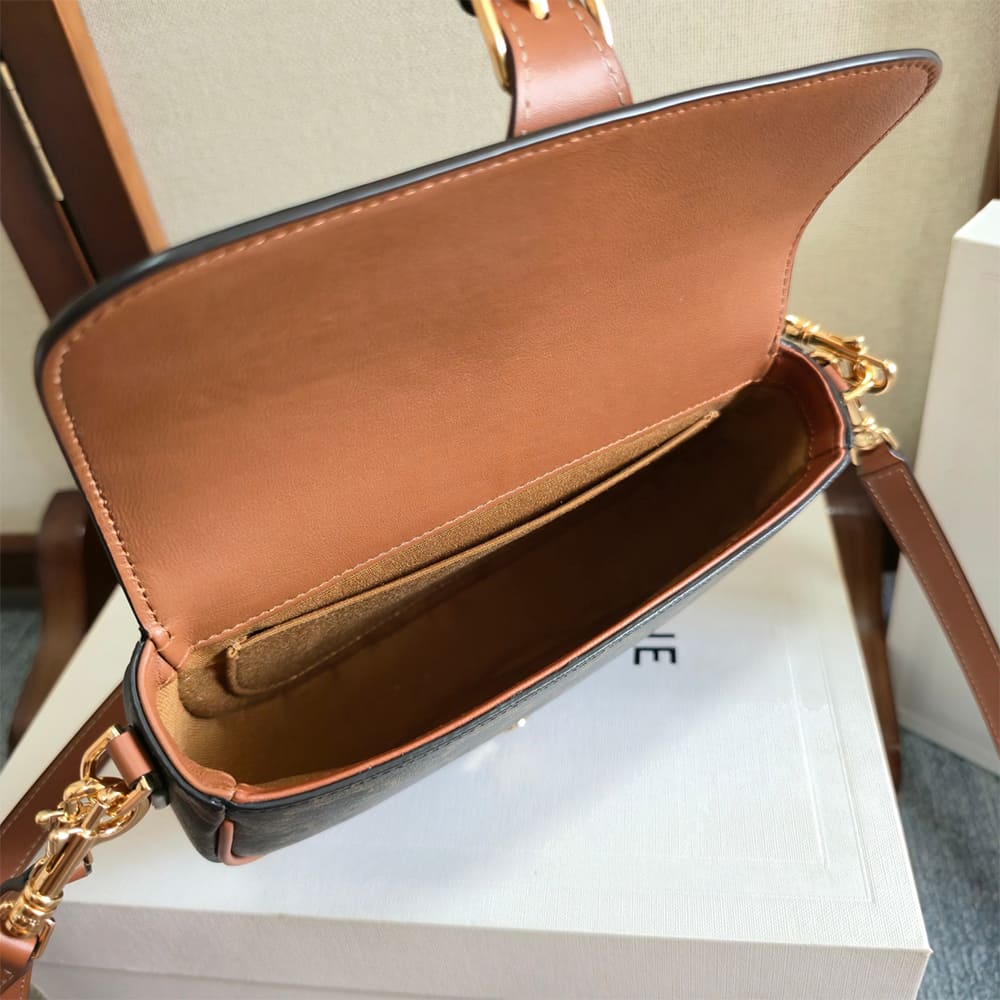 Celine FOLCO SHOULDER BAG IN Triomphe Canvas and Calfskin - Top Club