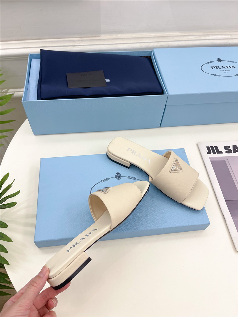 prada catwalk style triangle buckle slippers - Sneaker Replica Workshop