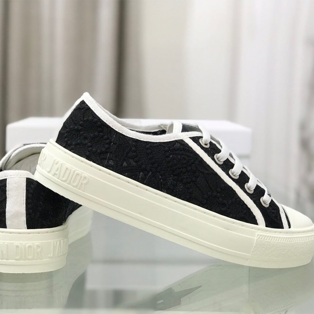 WALK N DIOR SNEAKER - Top Club
