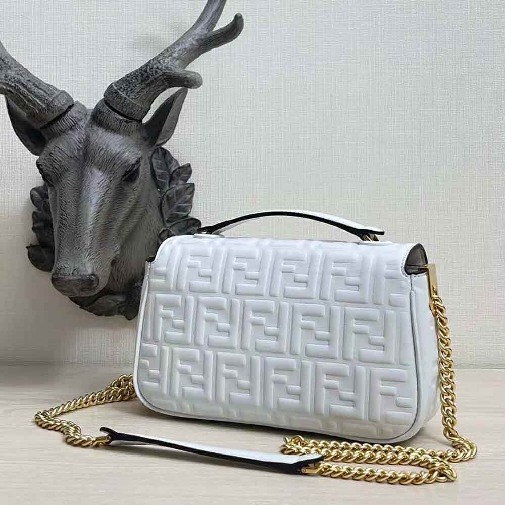 Baguette Chain Midi Light gray leather bag - Top Club