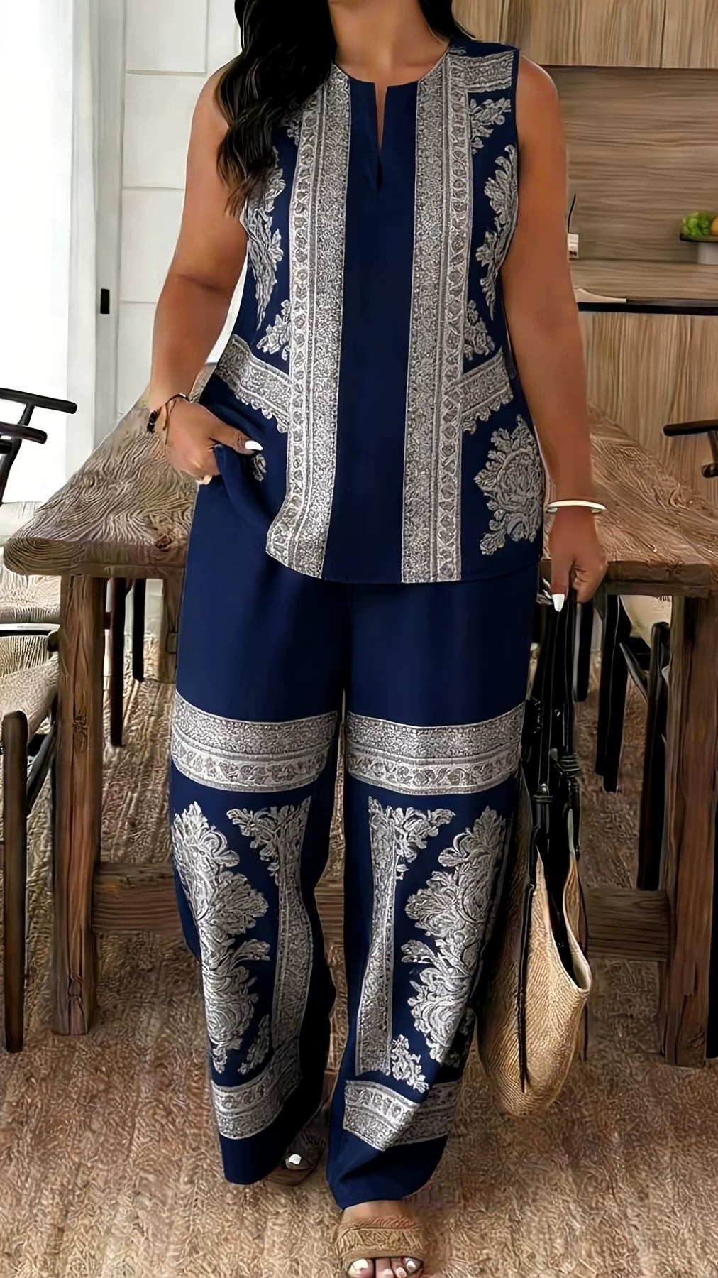 Women's Printed Casual Set with Round Neck and Side Slits - Nordfashionstorm - Women's Clothing, Fashion for You - Nordfashionstorm.com