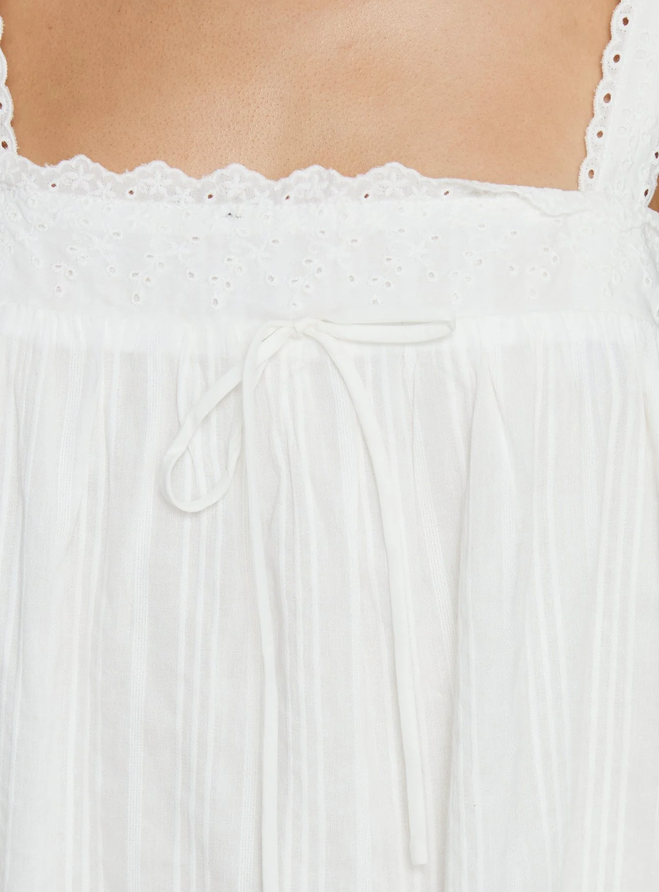 Reason To Stay Lace Trim Floaty Mini Dress White