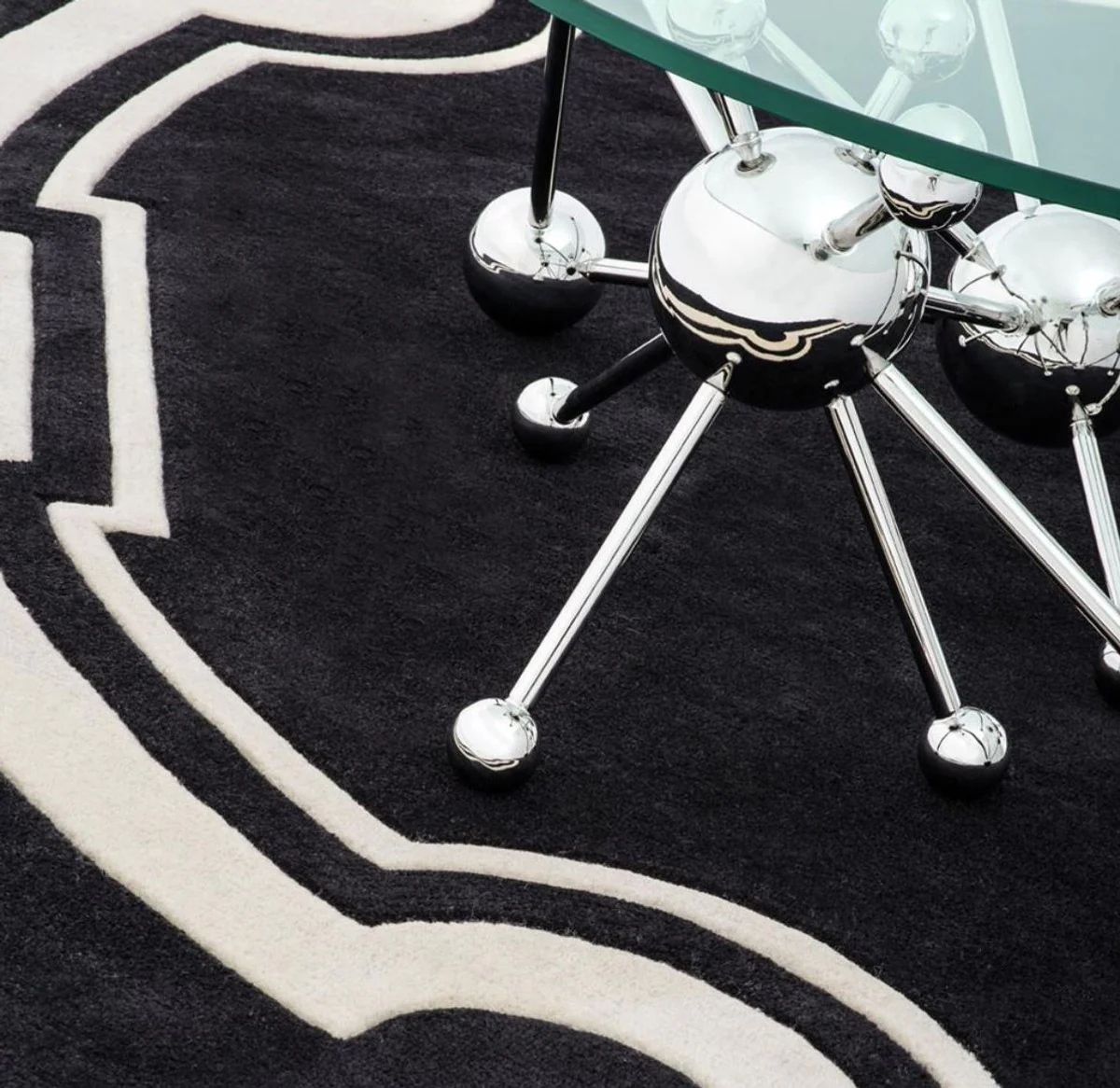 Luxury designer carpet black / white diameter 280 cm - Limited Edition