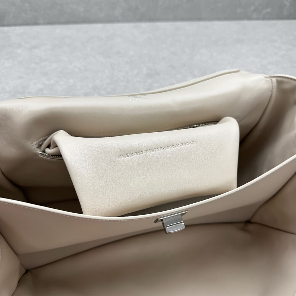 Balenciaga Women s Rodeo Handbag Medium(HIGH-END GRADE) - Top Club