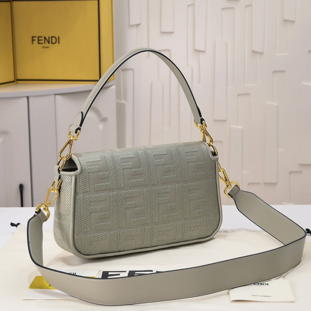 Fendi Baguette - Top Club