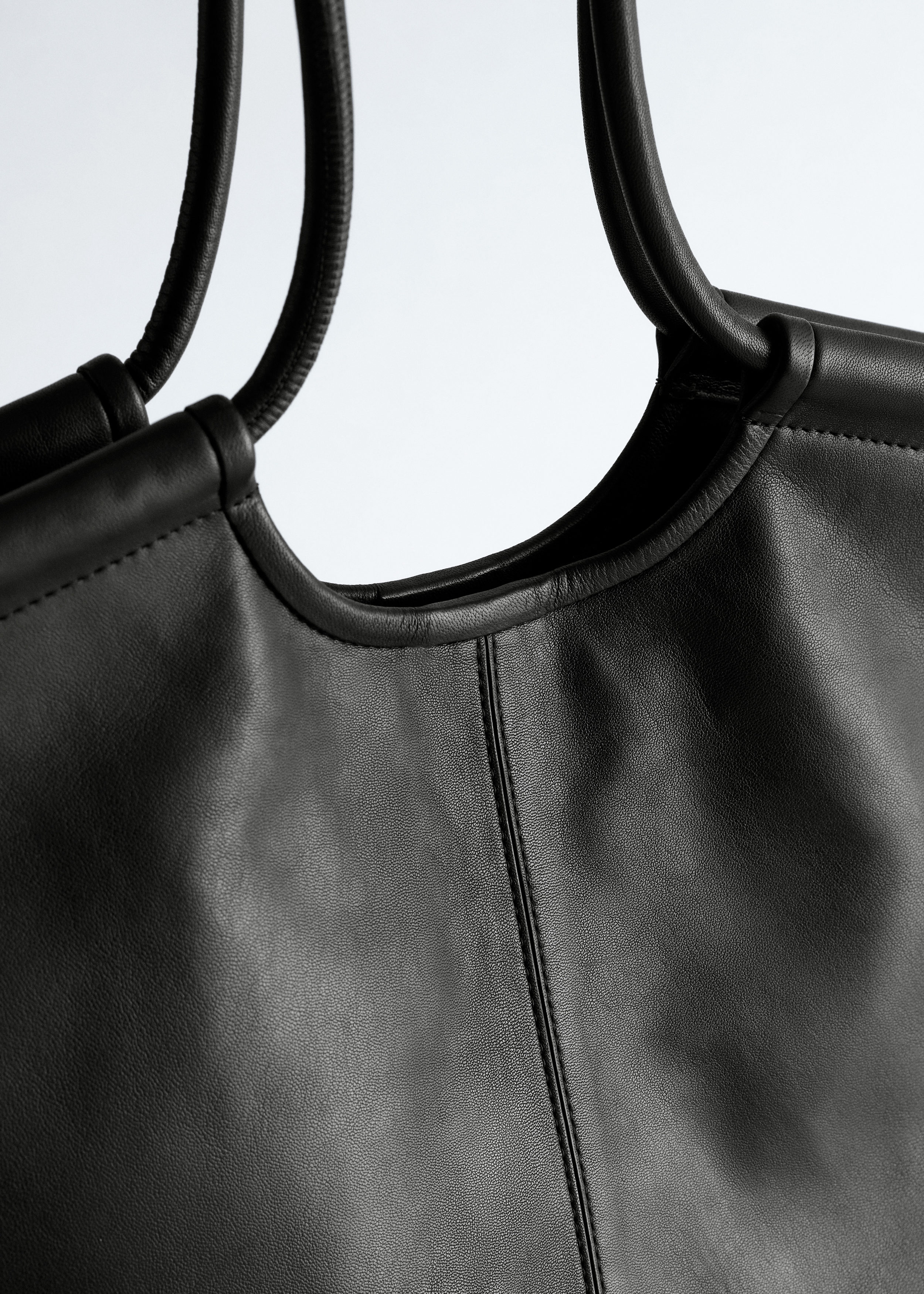 & Other Stories LARGE LEATHER TOTE BAG