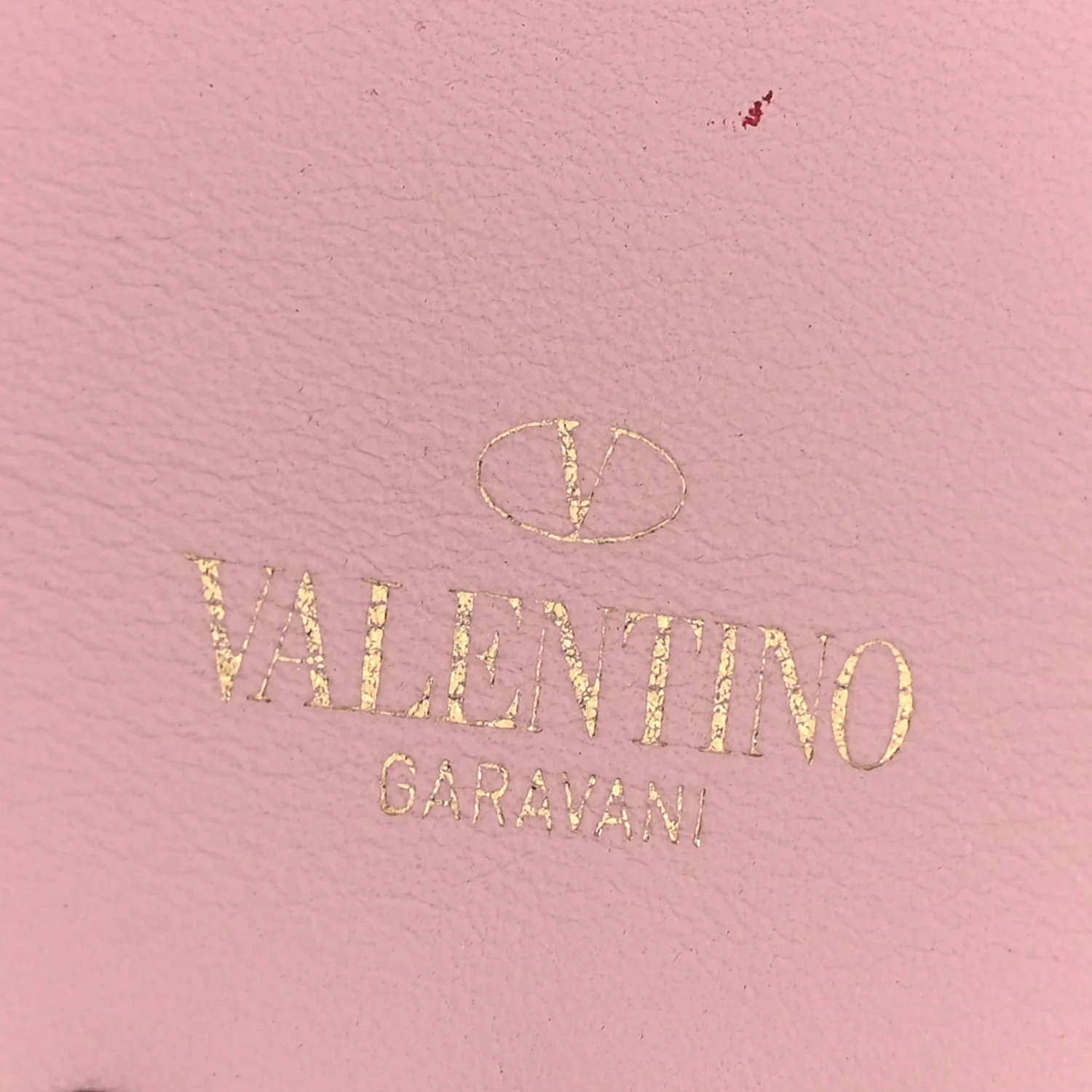 Pebbled Calfskin Large Rockstud Envelope Clutch Water Rose - Top Club