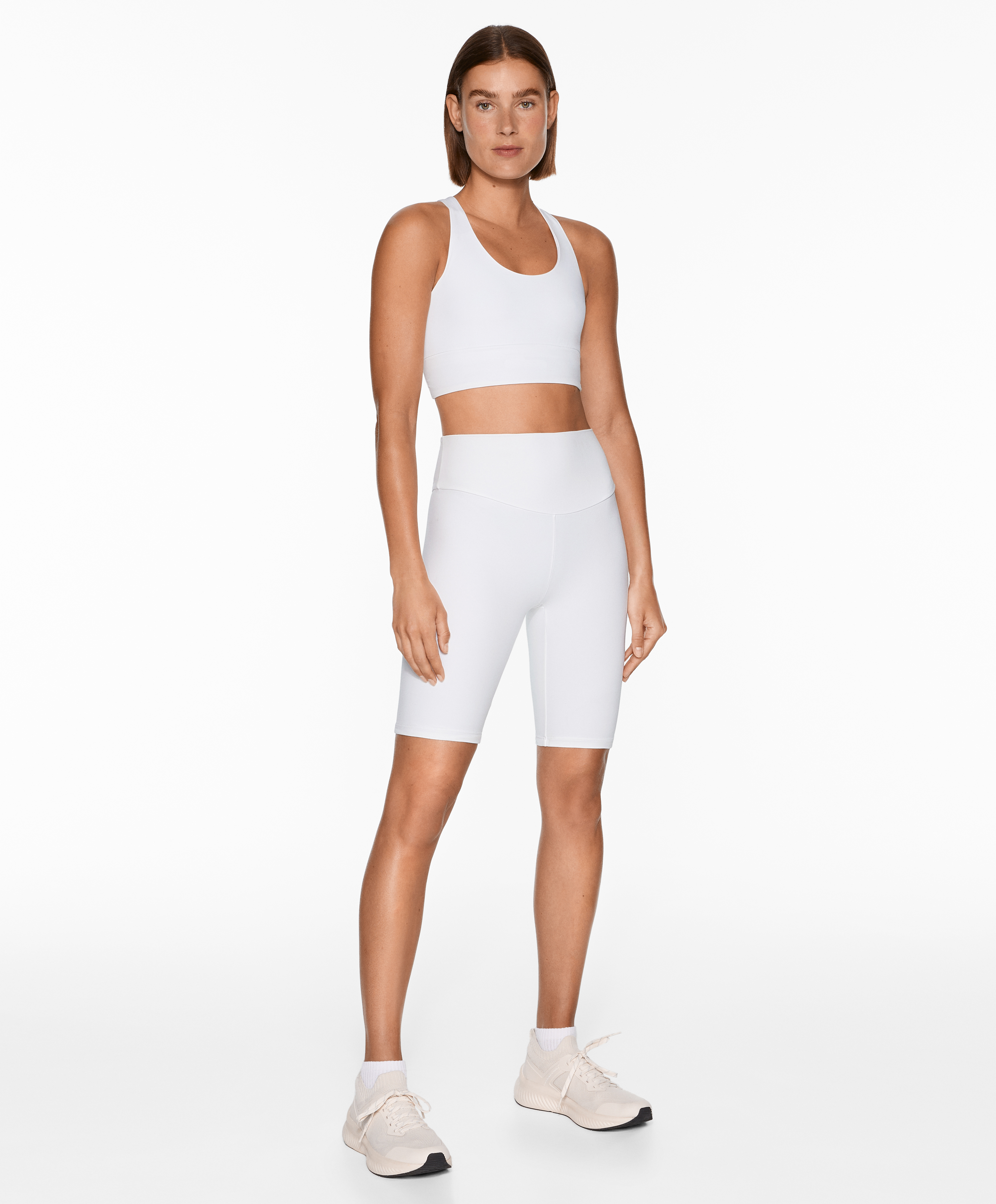 OYSHO Medium-support comfortlux open-back sports bra with cups