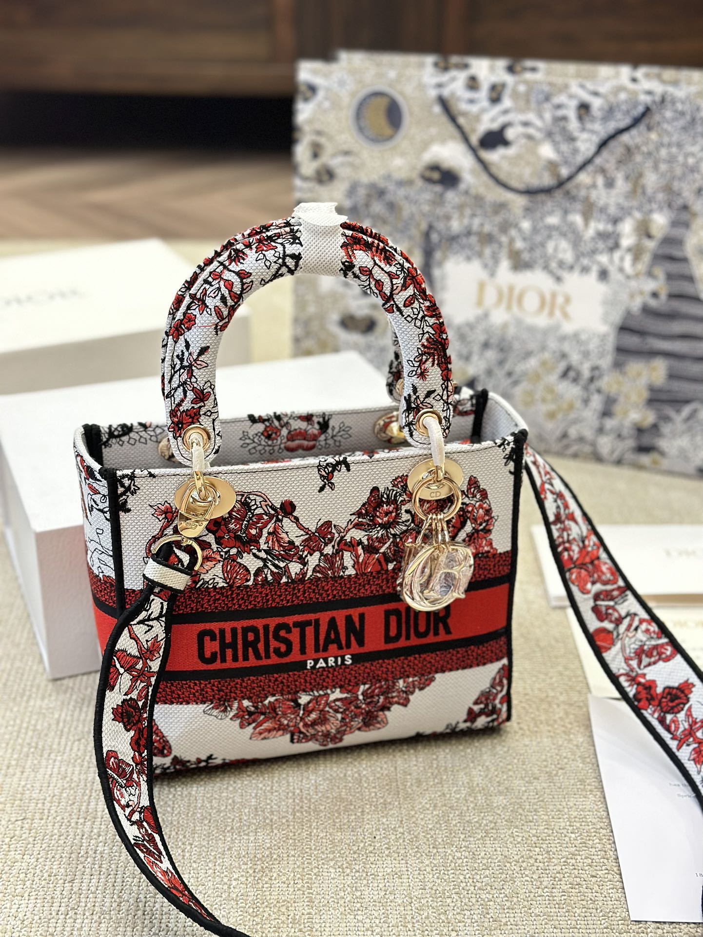 D Lady D-Lite new arrival women bag size :24cm - Top Club