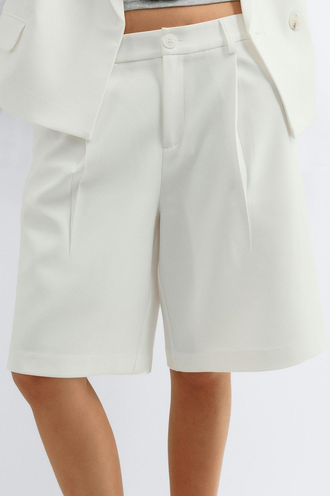 Gina Tricot bermuda shorts