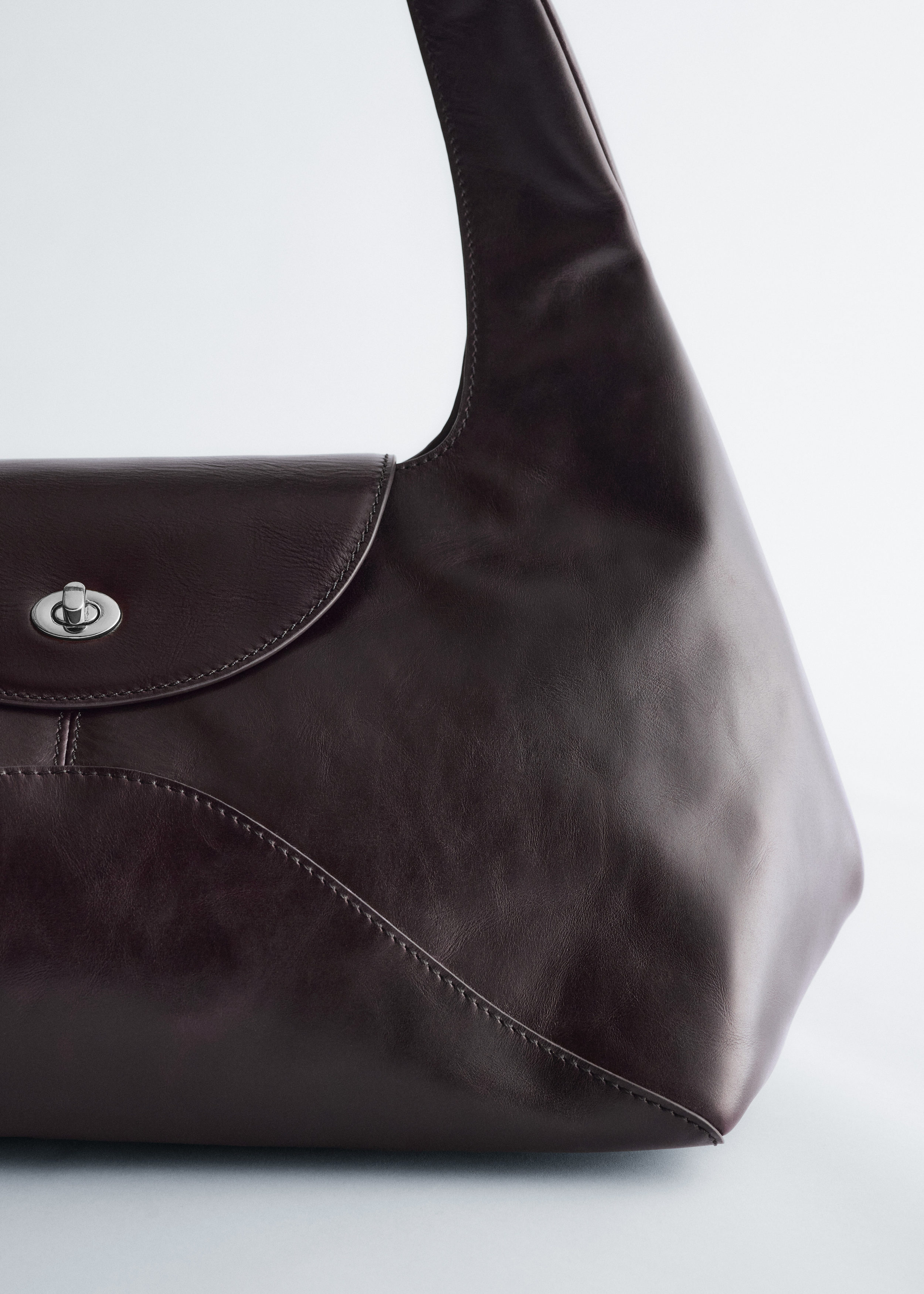& Other Stories CURVED LEATHER SHOULDER BAG