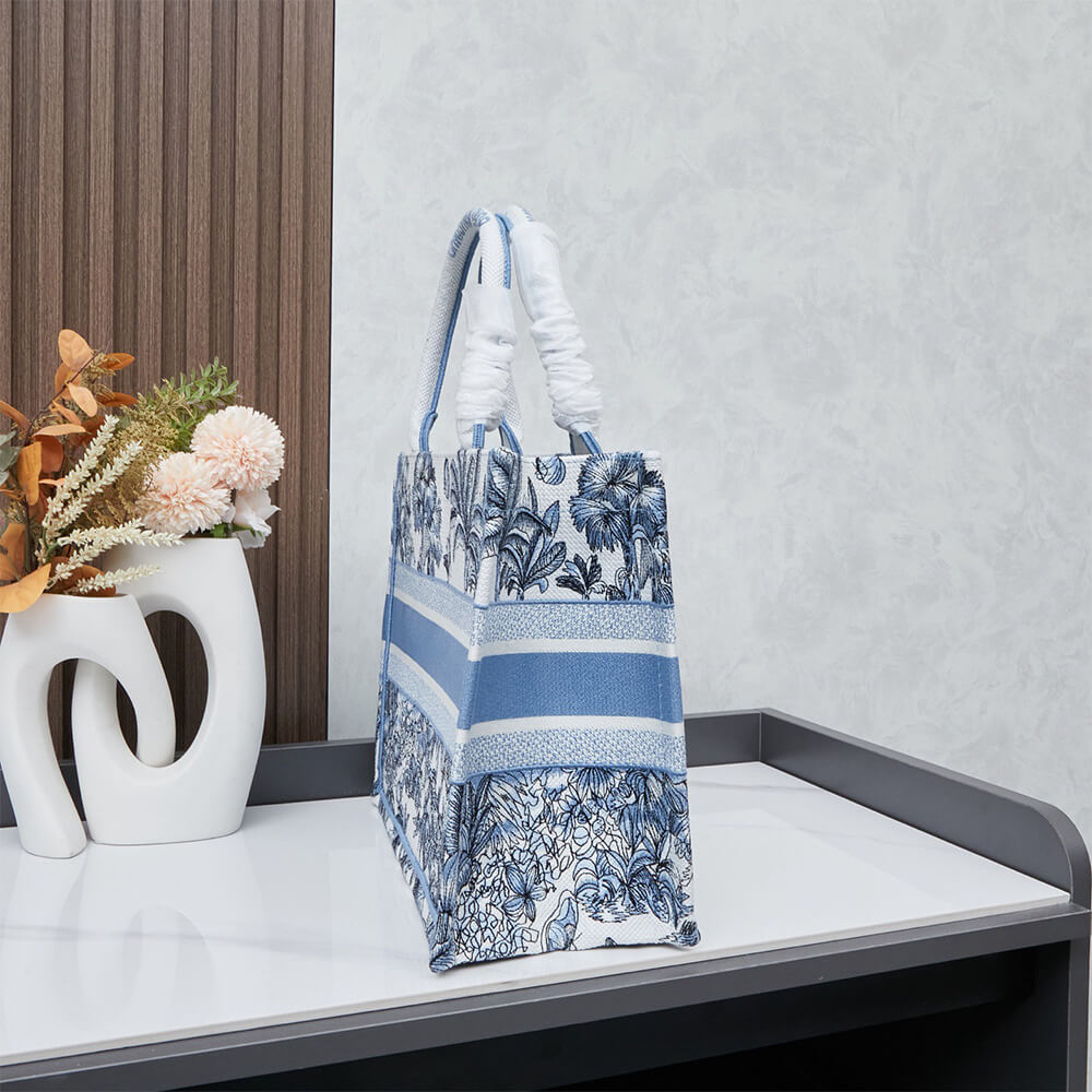 Medium Dior Book Tote - Top Club