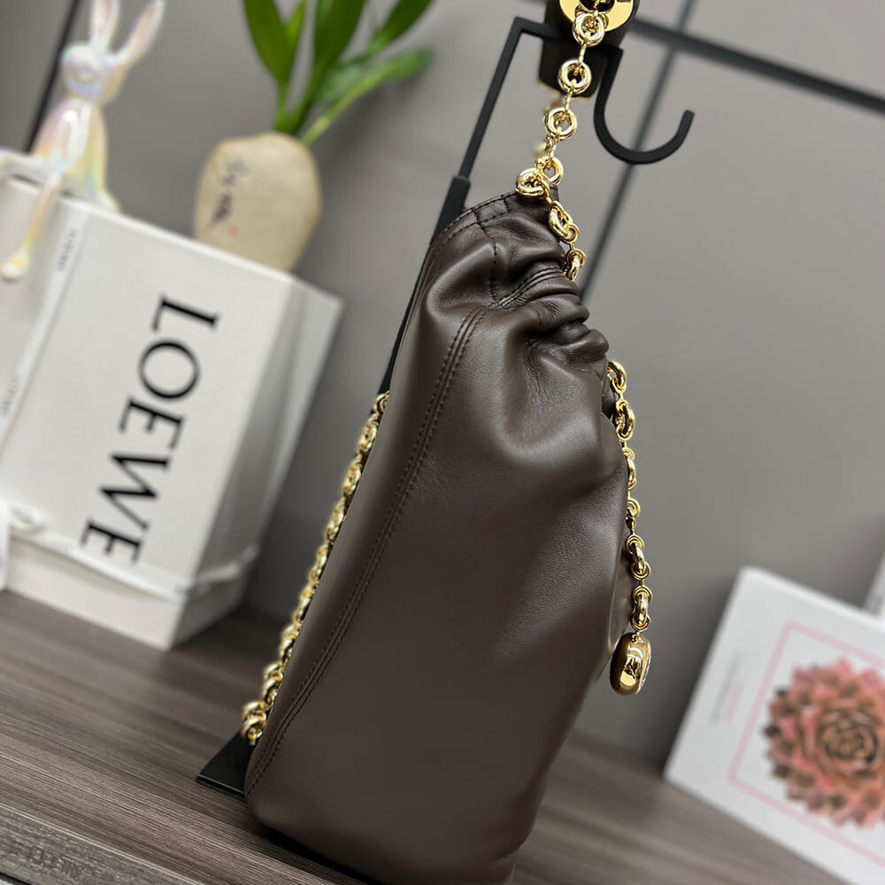 Loewe Small Squeeze bag in nappa lambskin - Top Club
