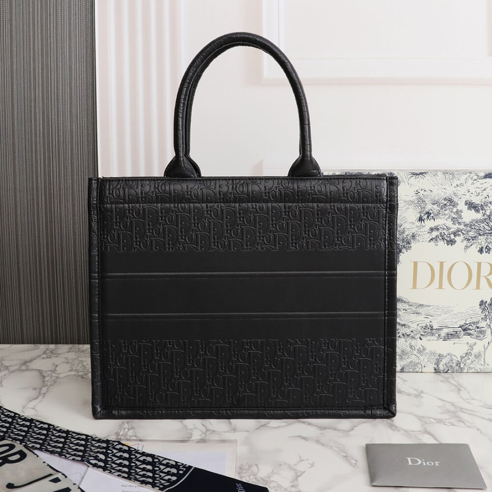 Medium DIOR BOOK TOTE - Top Club