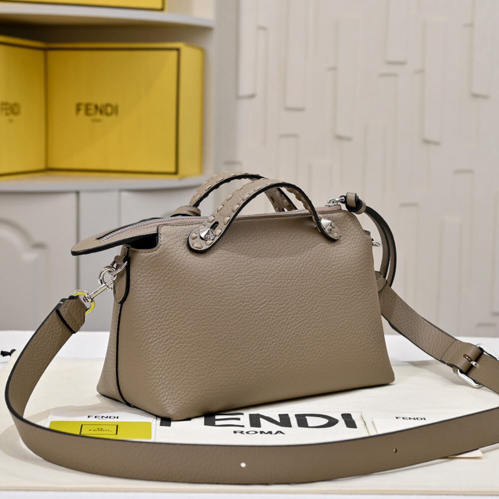 FENDI By The Way Selleria Medium - Top Club