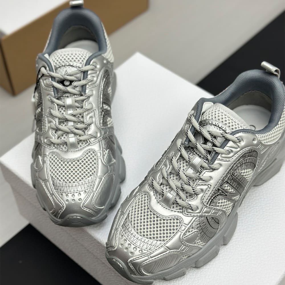 Dior Chrono Sneaker - Top Club