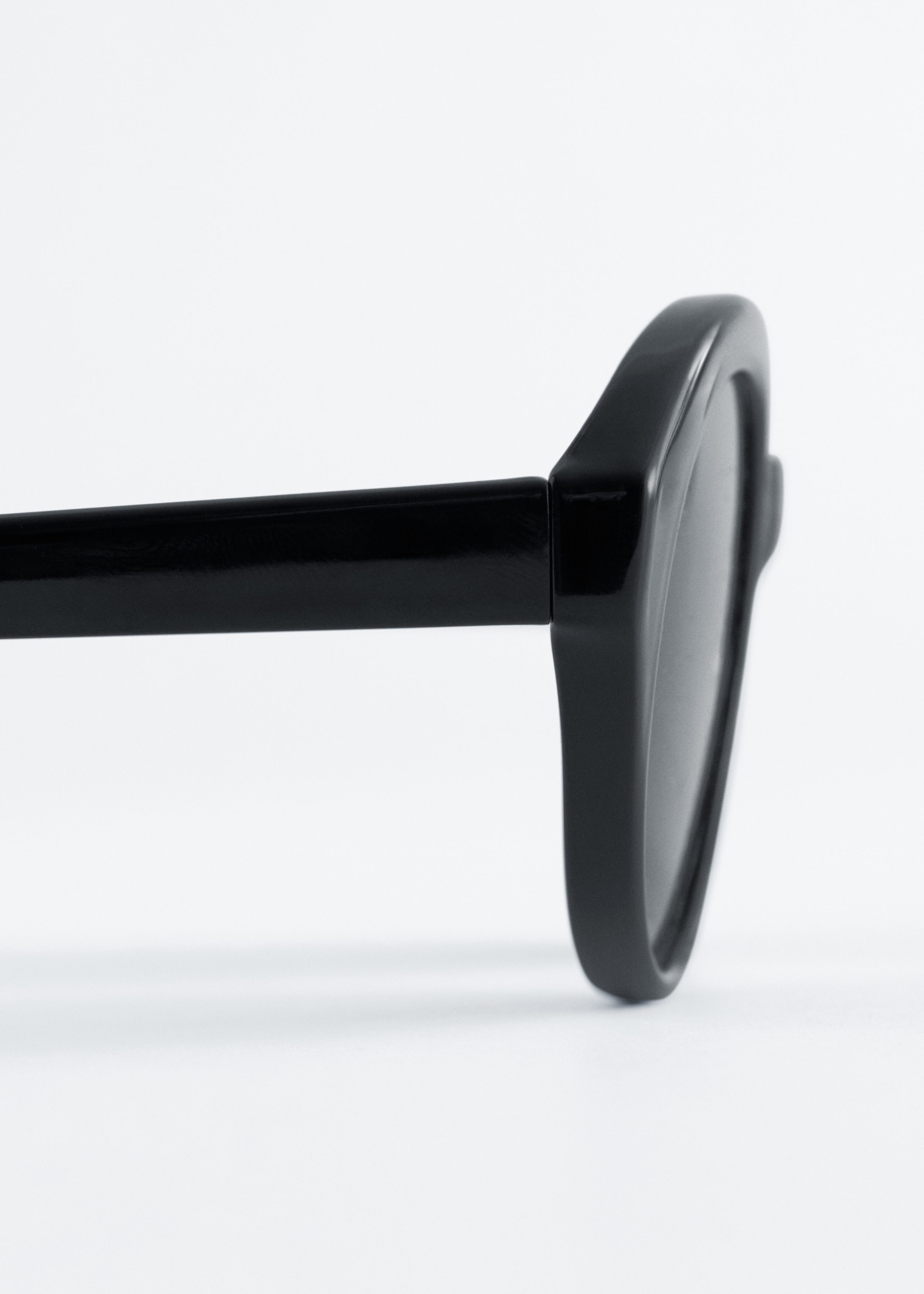 & Other Stories OVAL-FRAME SUNGLASSES