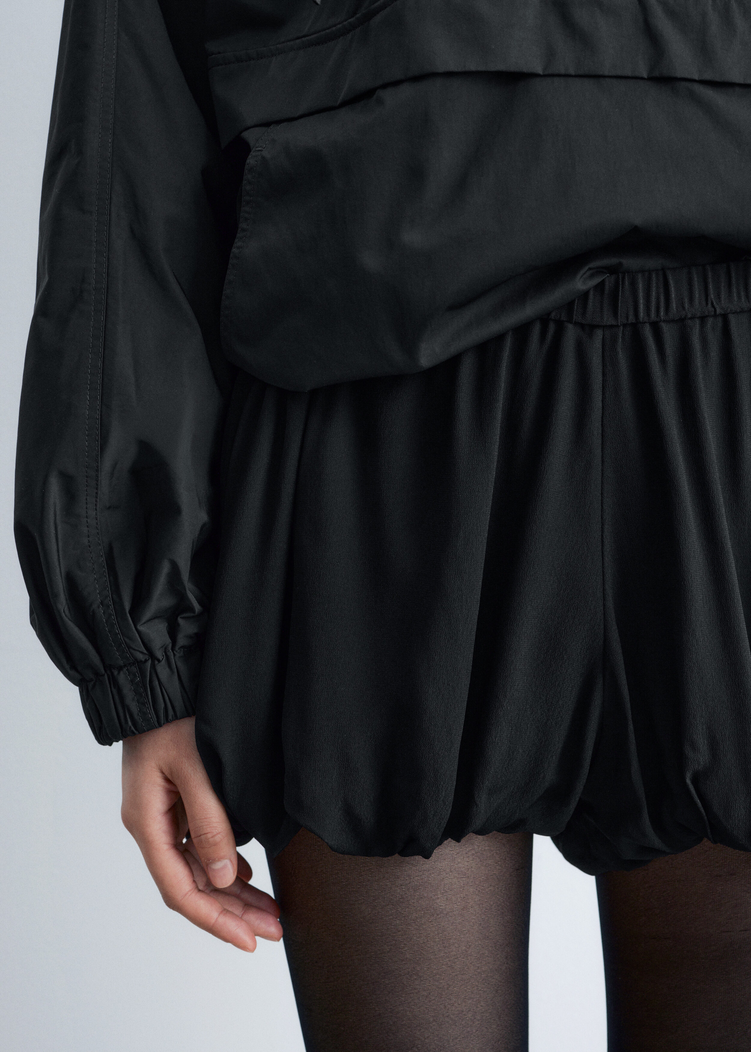 & Other Stories ELASTIC BUBBLE SHORTS