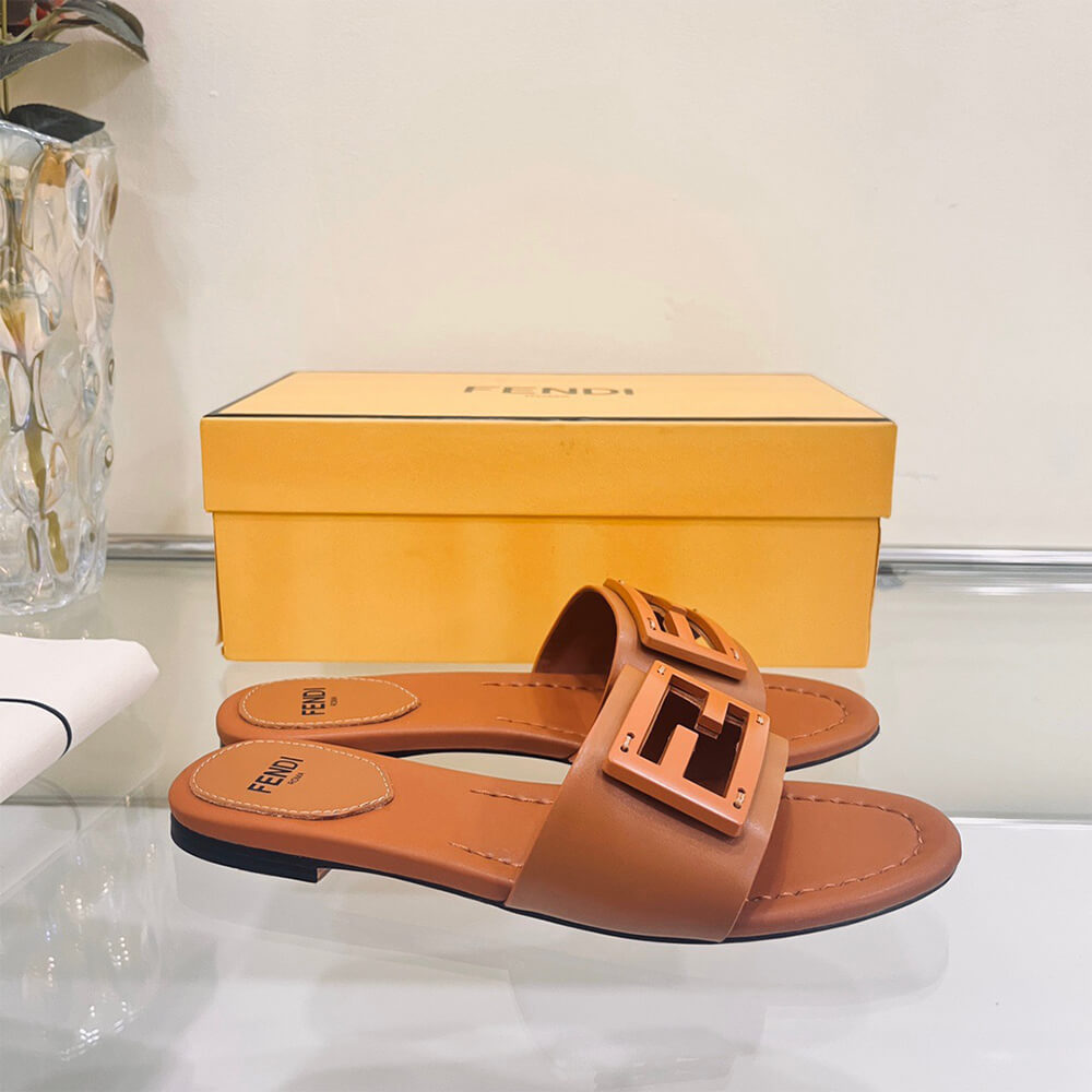 Fendi Baguette Slides - Top Club