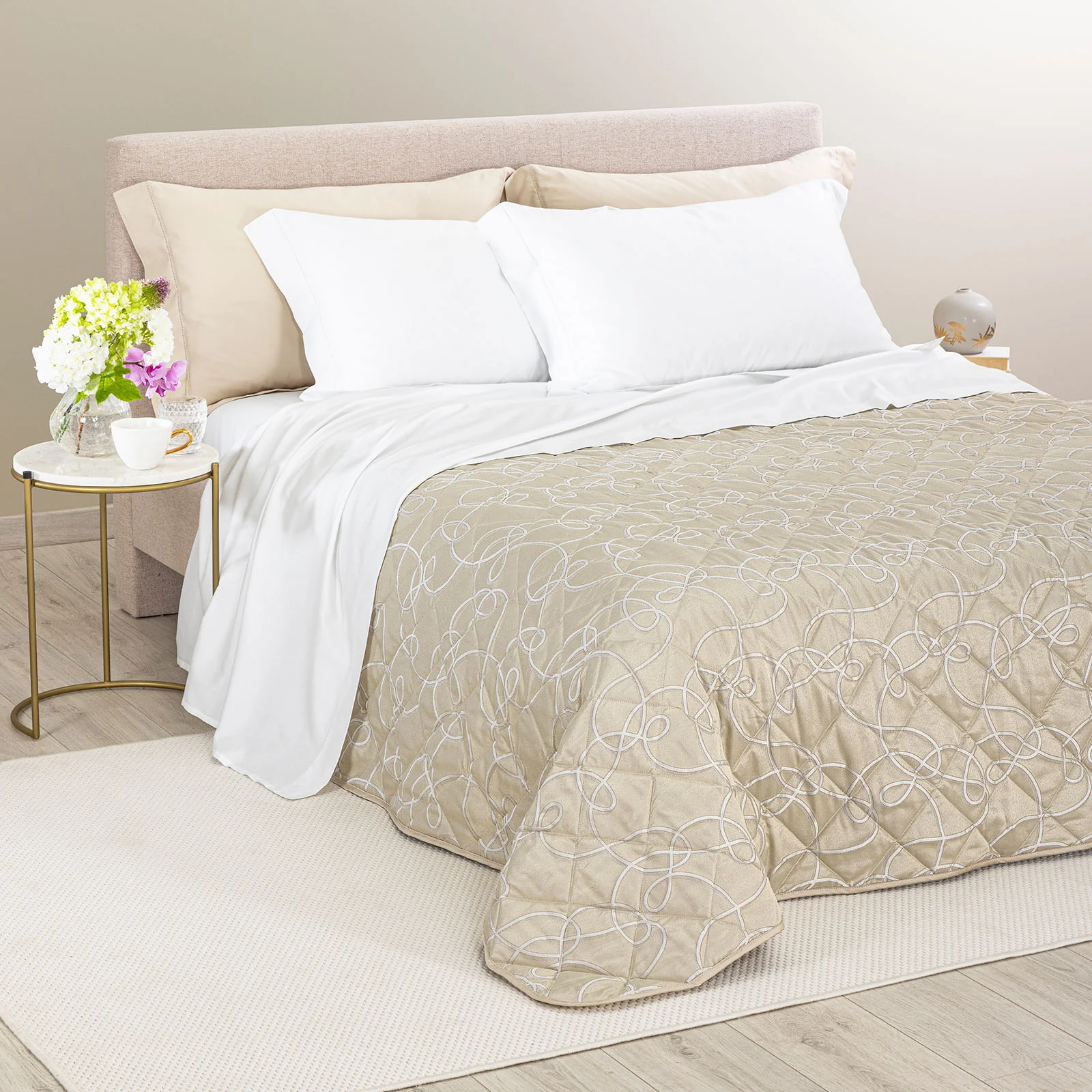 Copriletto Trapuntato In Raso Jacquard Lesley Matrimoniale Naturale Dreaming