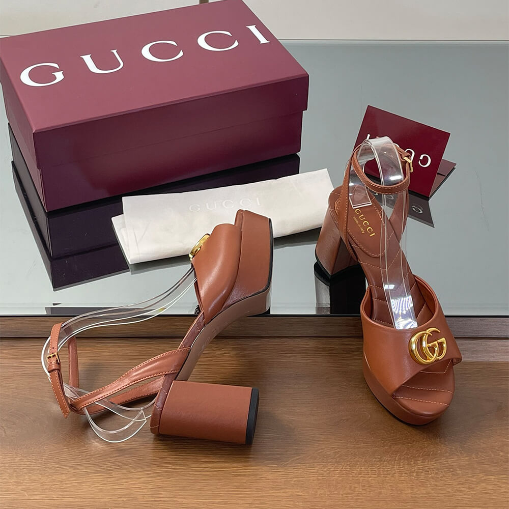 GUCCI Women s platform sandal with Double G - Top Club