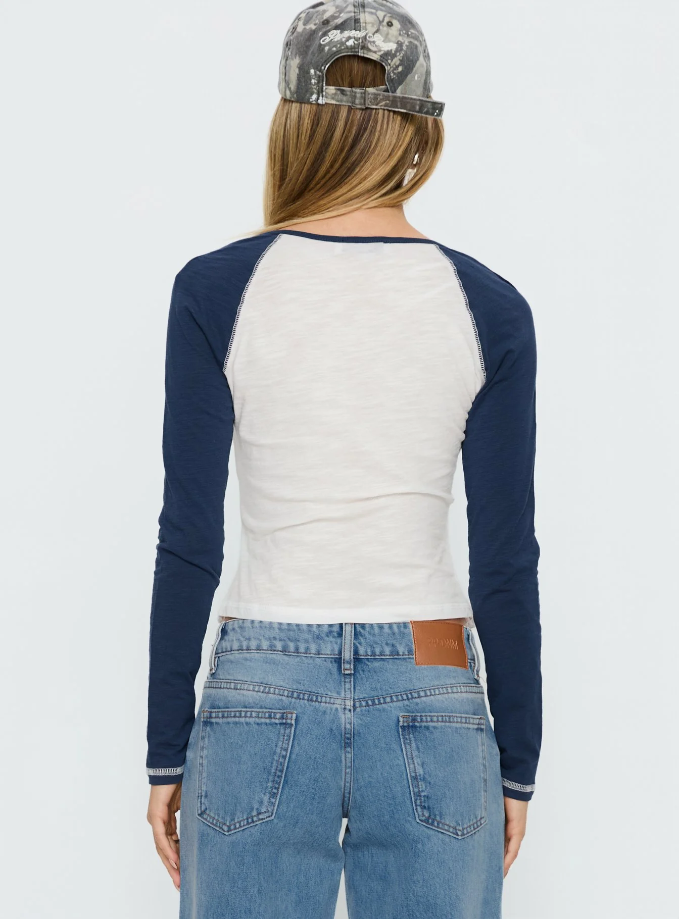 Tokyo 1990 Long Sleeve Raglan Graphic Top White / Blue