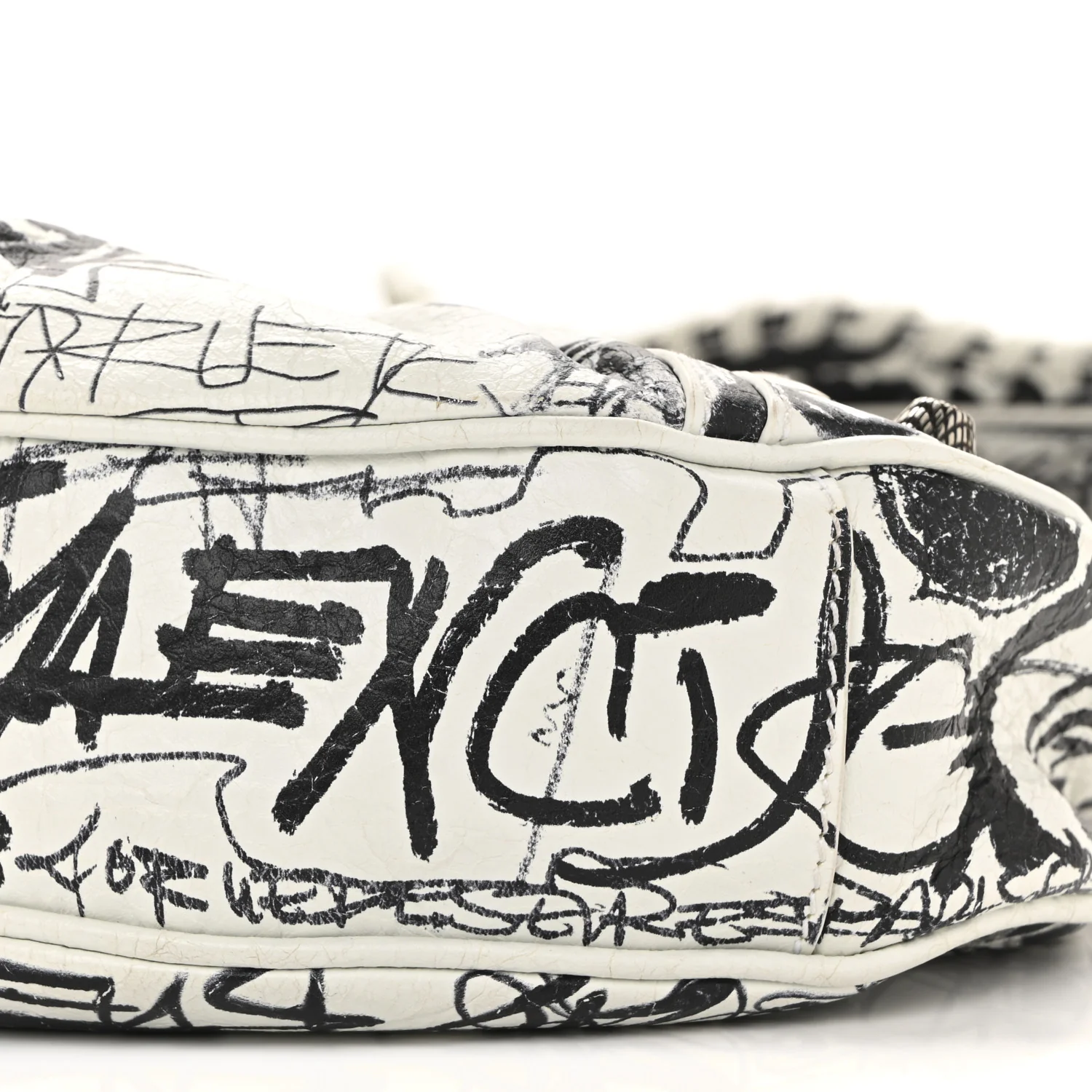 Agneau Arena Graffiti Le Cagole Shoulder Bag XS White Black - Top Club
