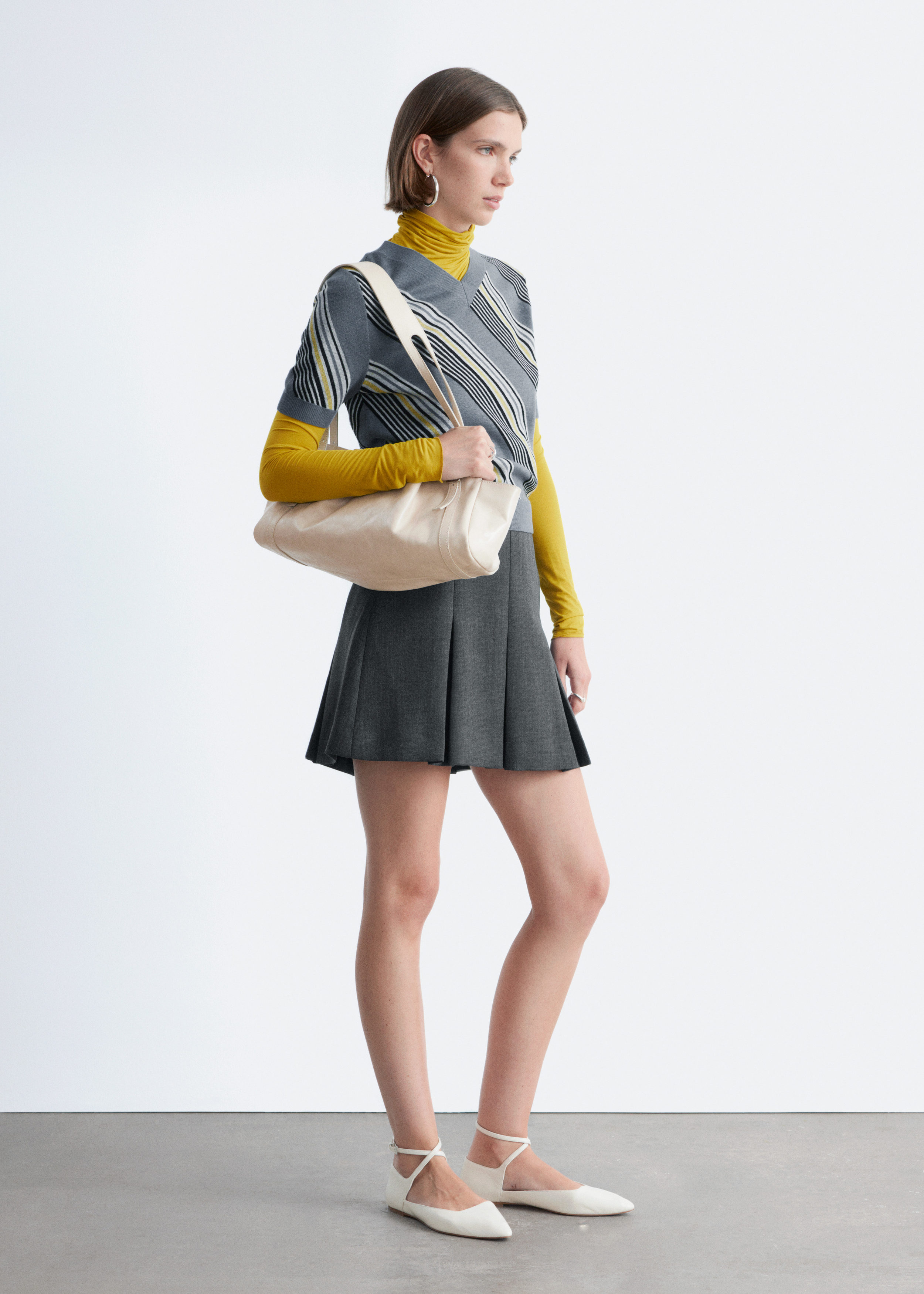 & Other Stories PLEATED WOOL MINI SKIRT