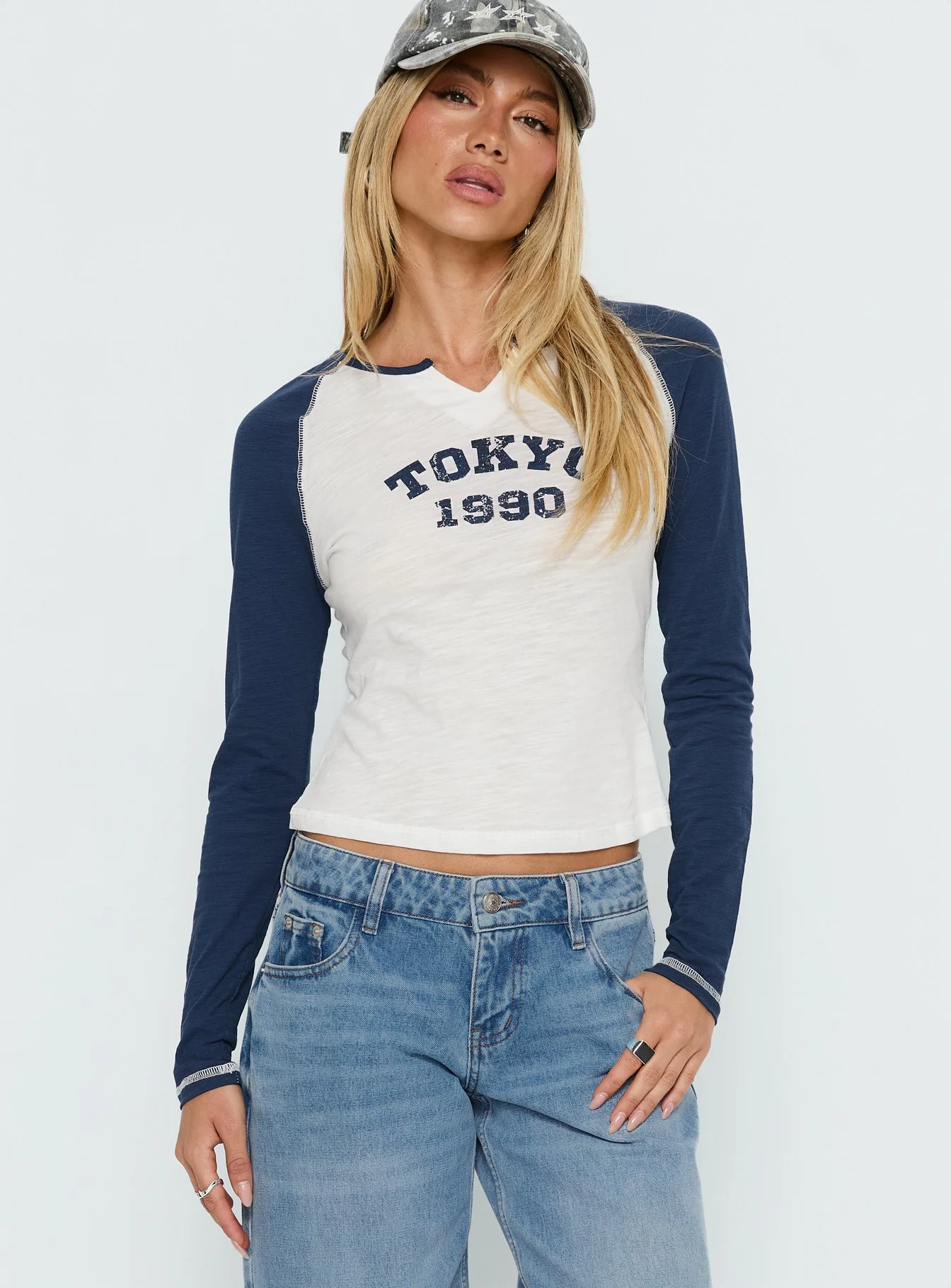 Tokyo 1990 Long Sleeve Raglan Graphic Top White / Blue