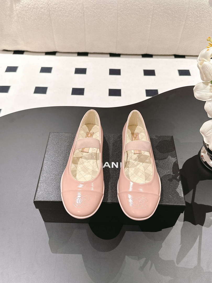 Chanel Women's Fashion Mary Janes Shoes C90287 - Sneaker Replica Workshop