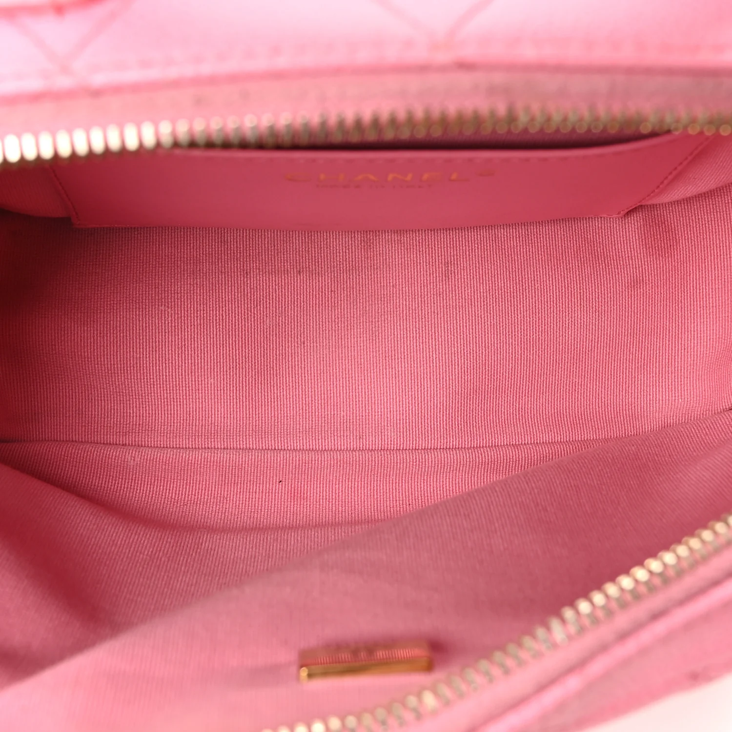 Caviar Quilted CC Small Top Handle Vanity Case Pink - Top Club