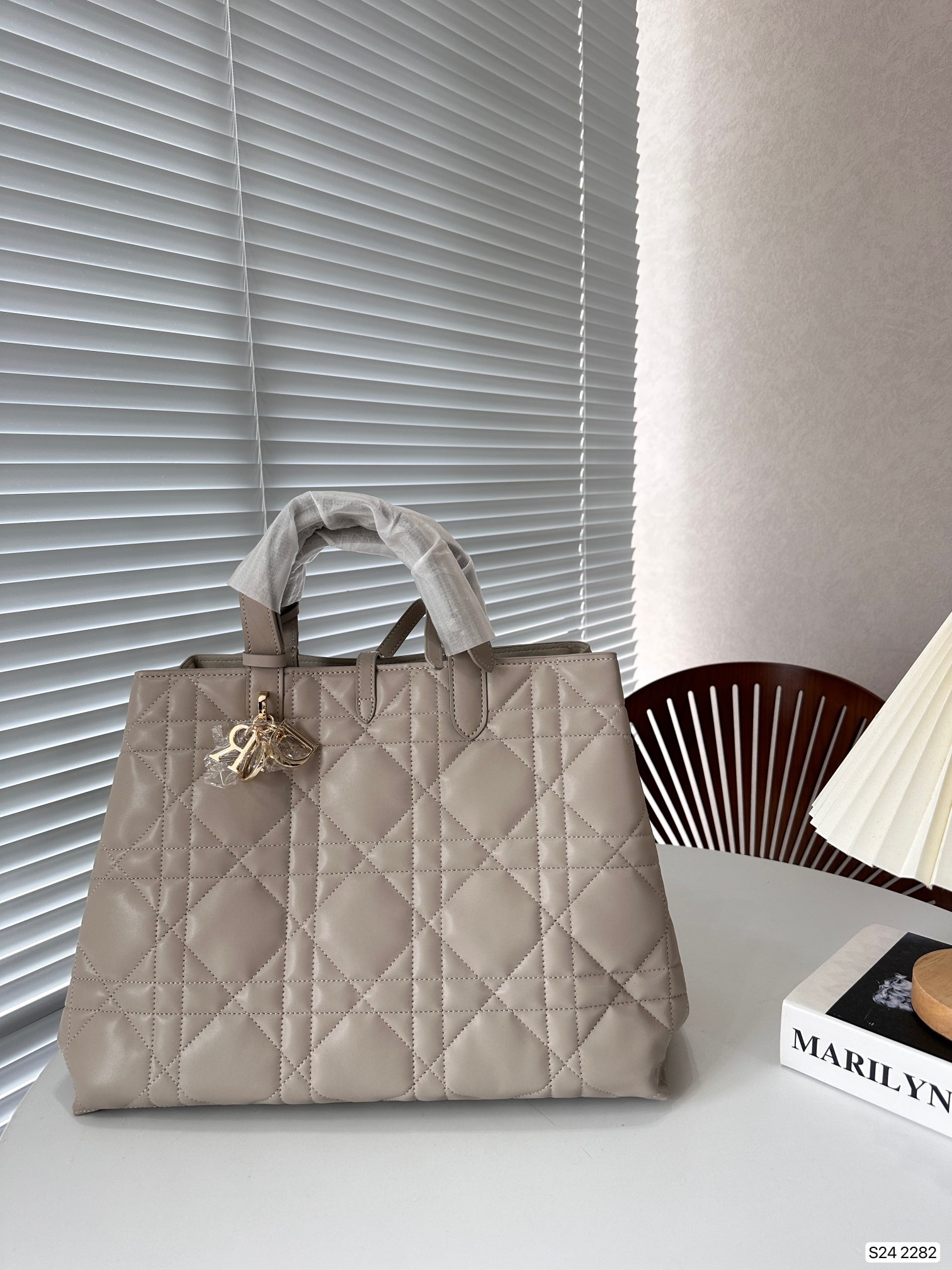 D D TOUJOURS new arrival tote bag size: 34 * 27 cm - Top Club