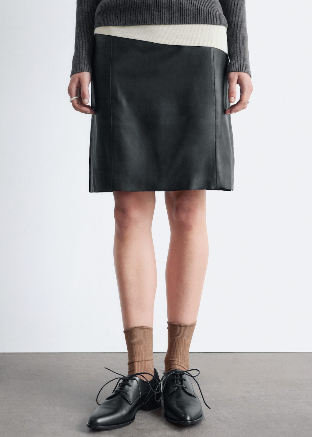 & Other Stories KNEE-LENGTH LEATHER SKIRT