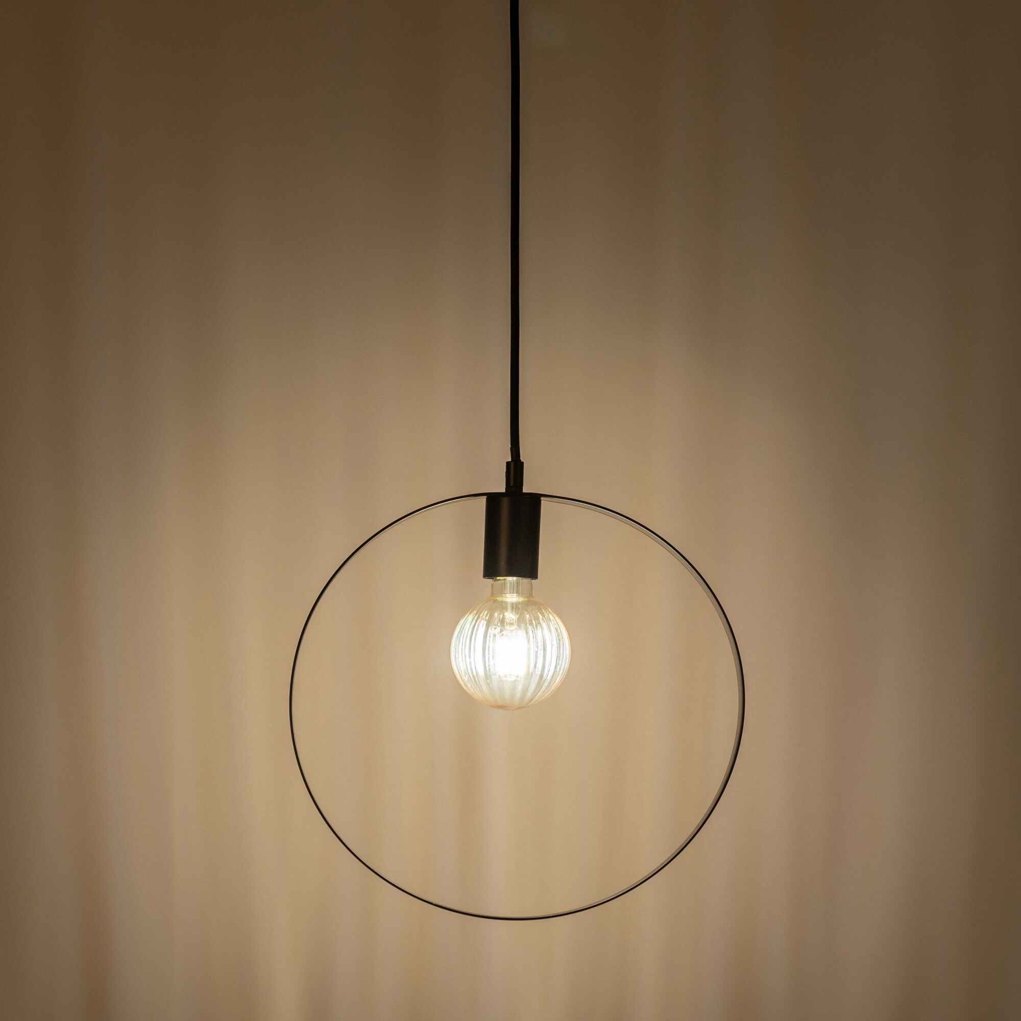 JULIANE - Suspension électrifiée en acier h105cm - noir