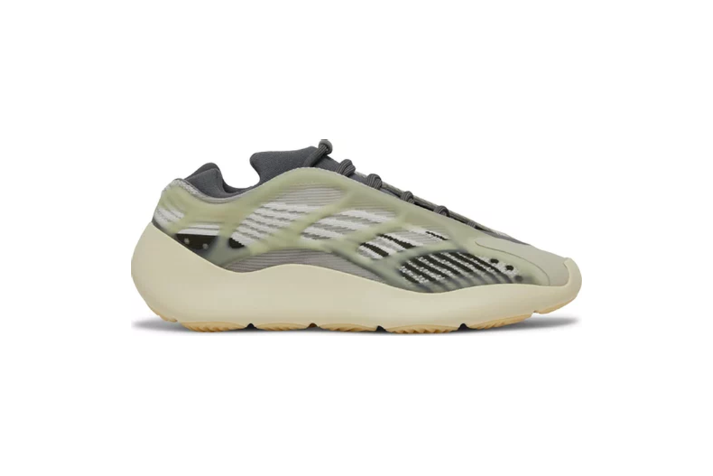 Yeezy 700 V3  Fade Salt  Replica - Sneaker Replica Workshop