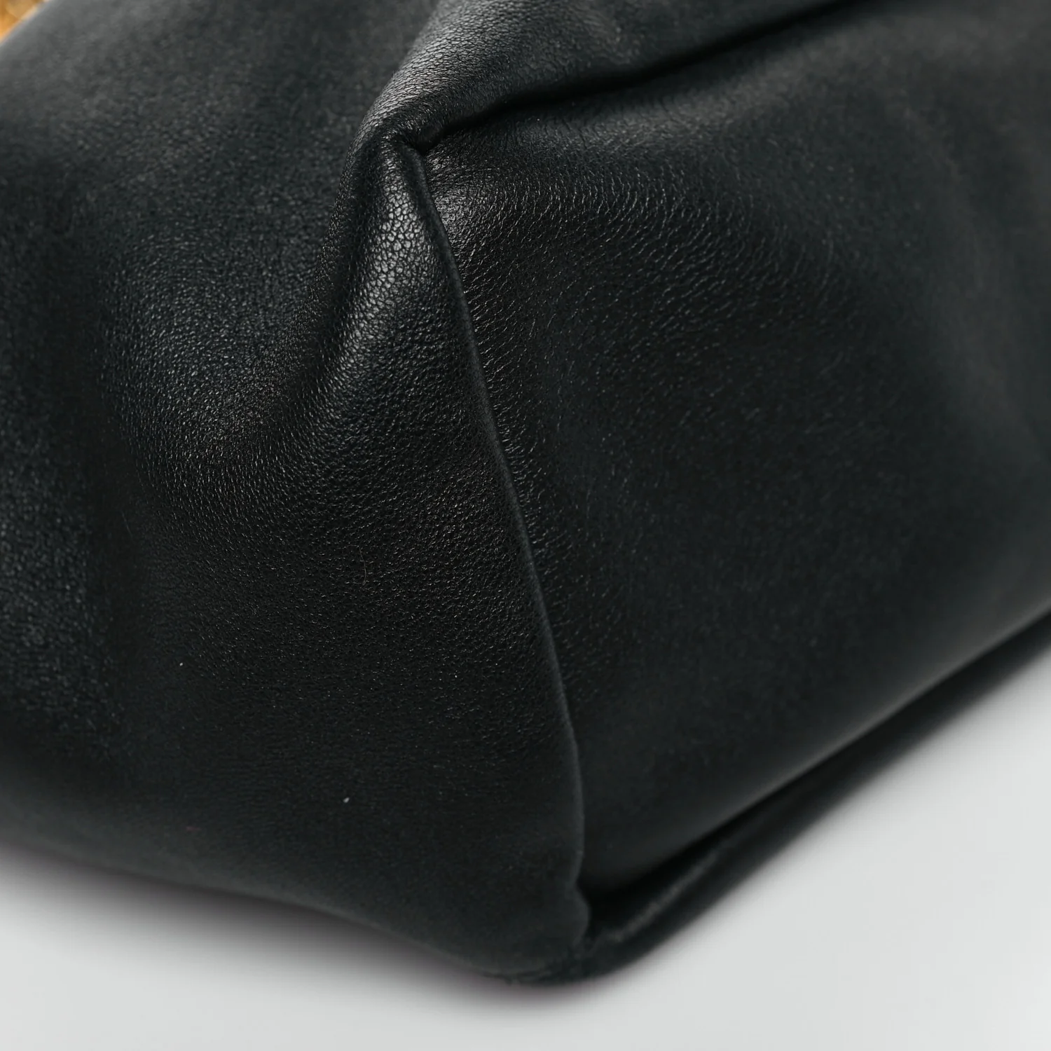 Nappa Small Squeeze Bag Black - Top Club