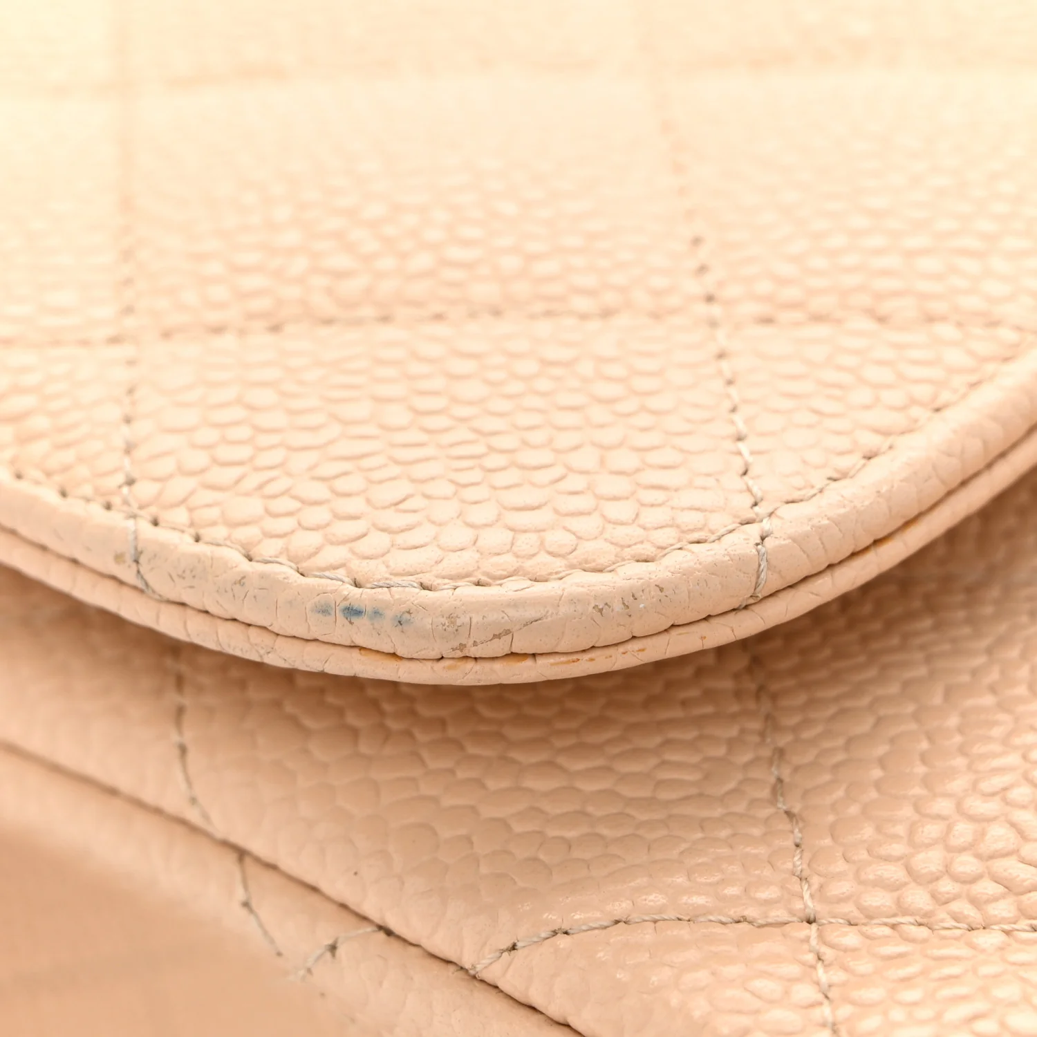 Caviar Quilted Jumbo Double Flap Beige Clair - Top Club