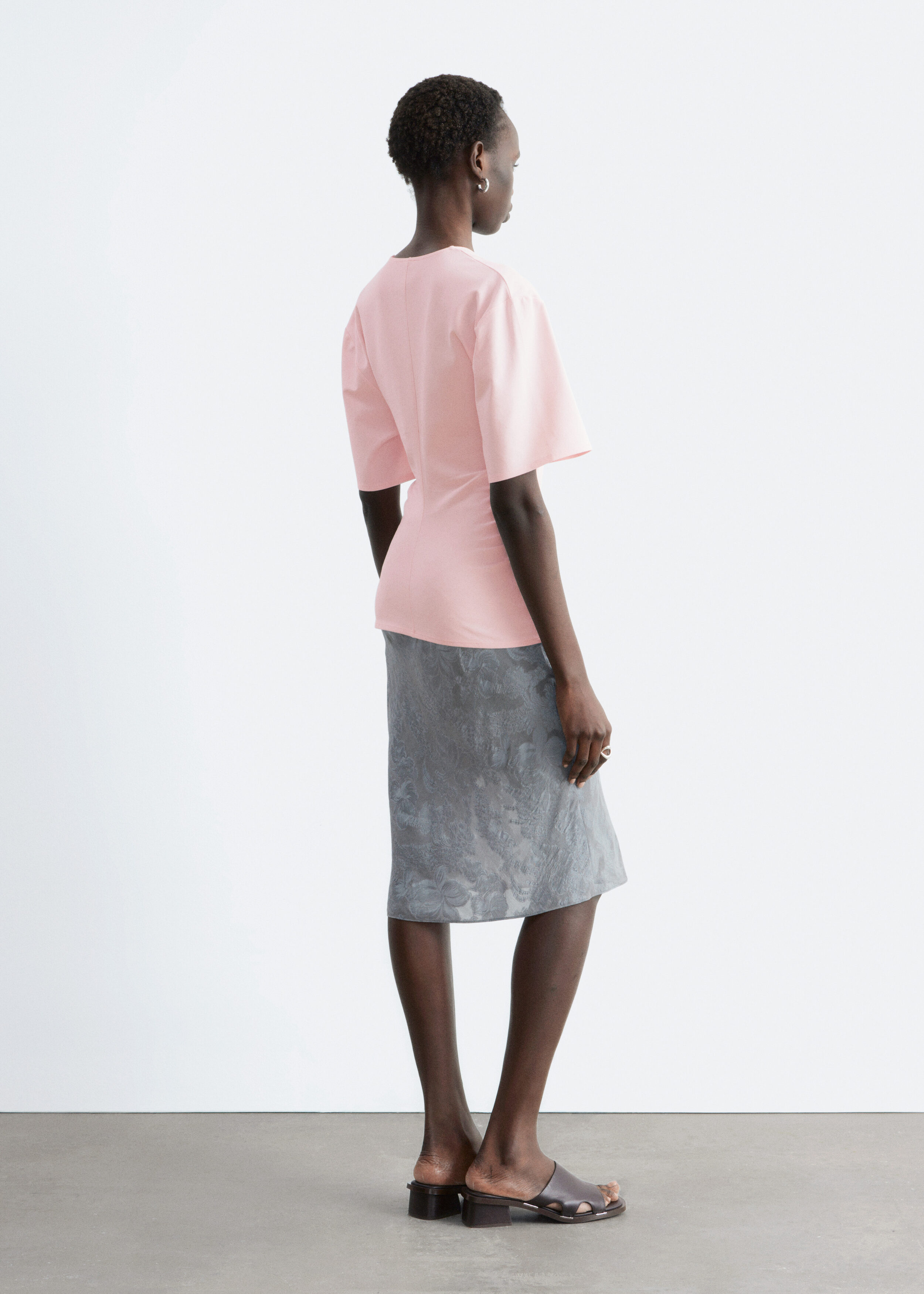 & Other Stories GATHERED V-NECK T-SHIRT