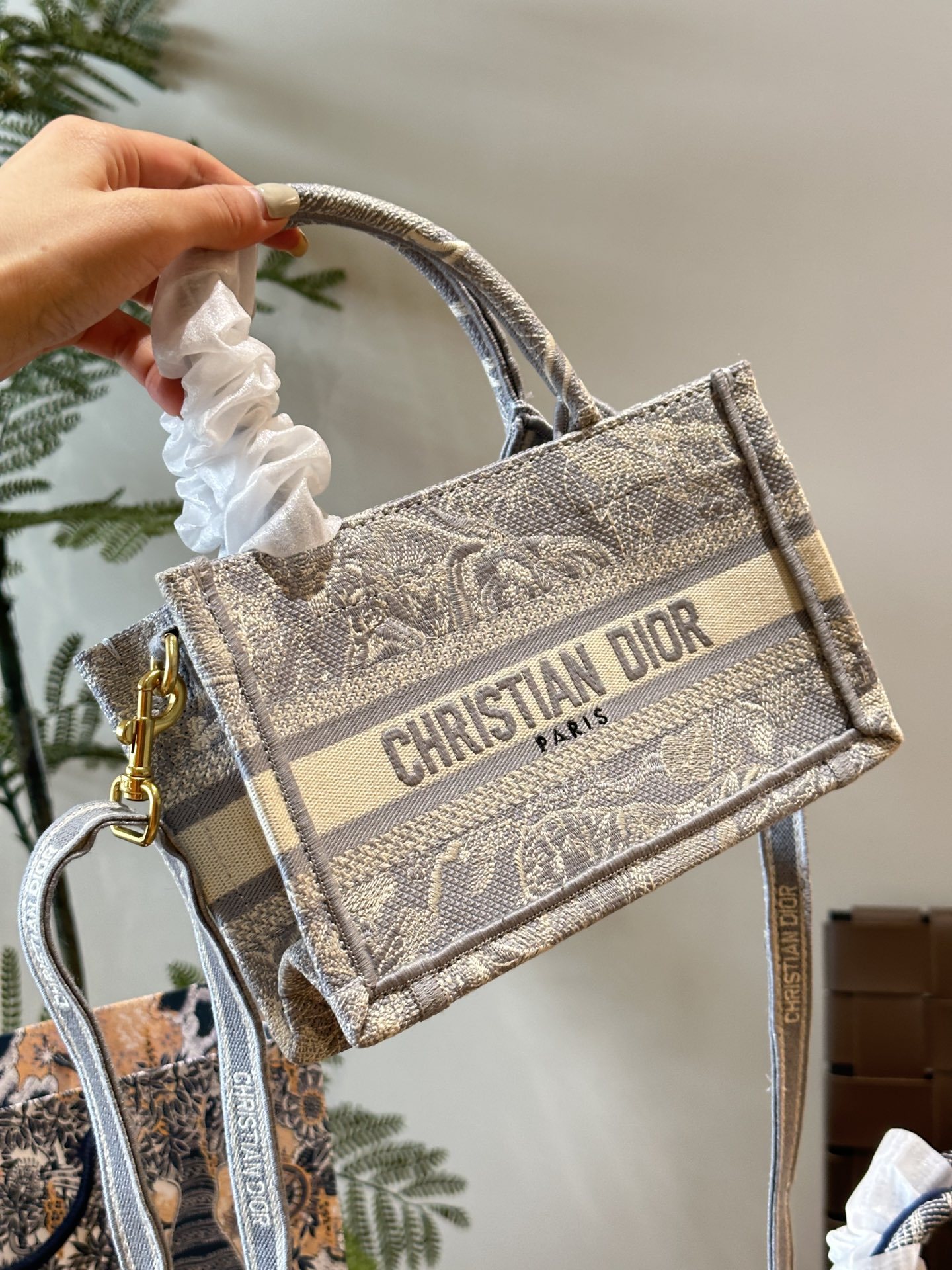 D mini tote bag size: 21.5x13x7.5cm - Top Club