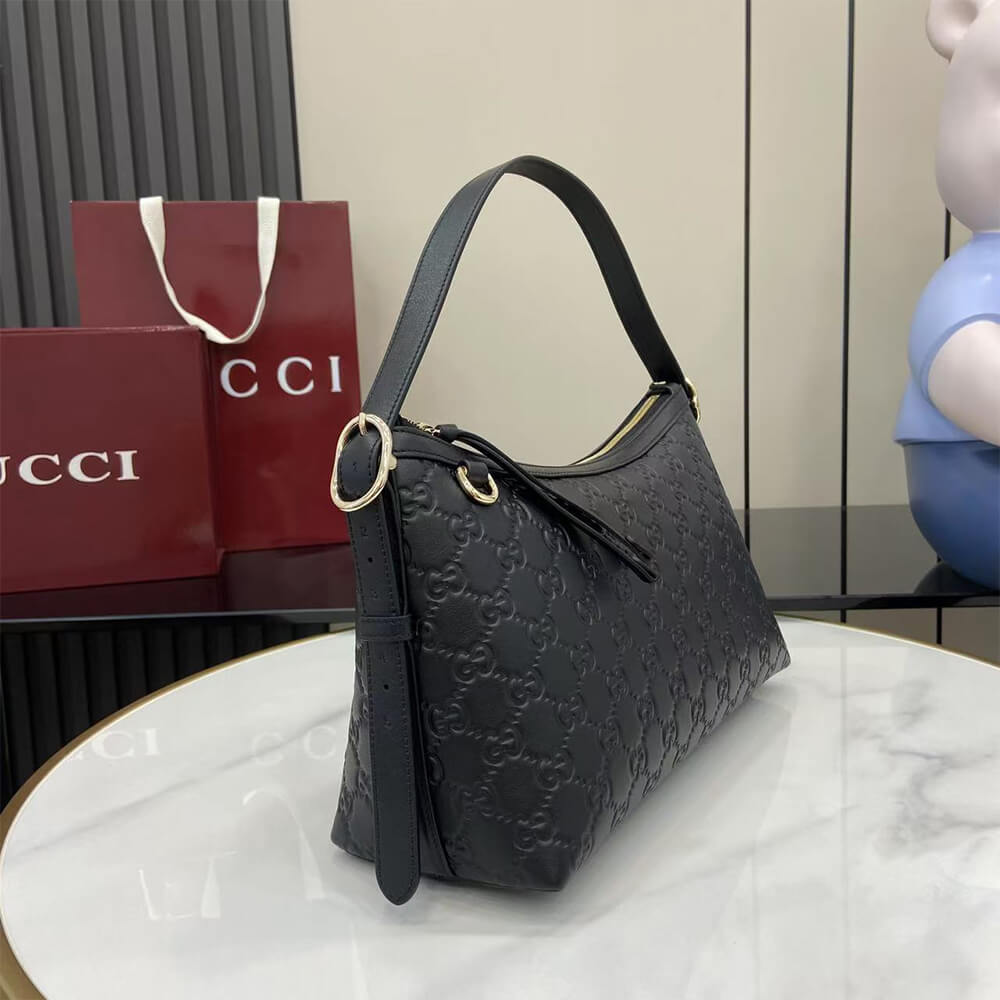 GG Emblem medium shoulder bag - Top Club