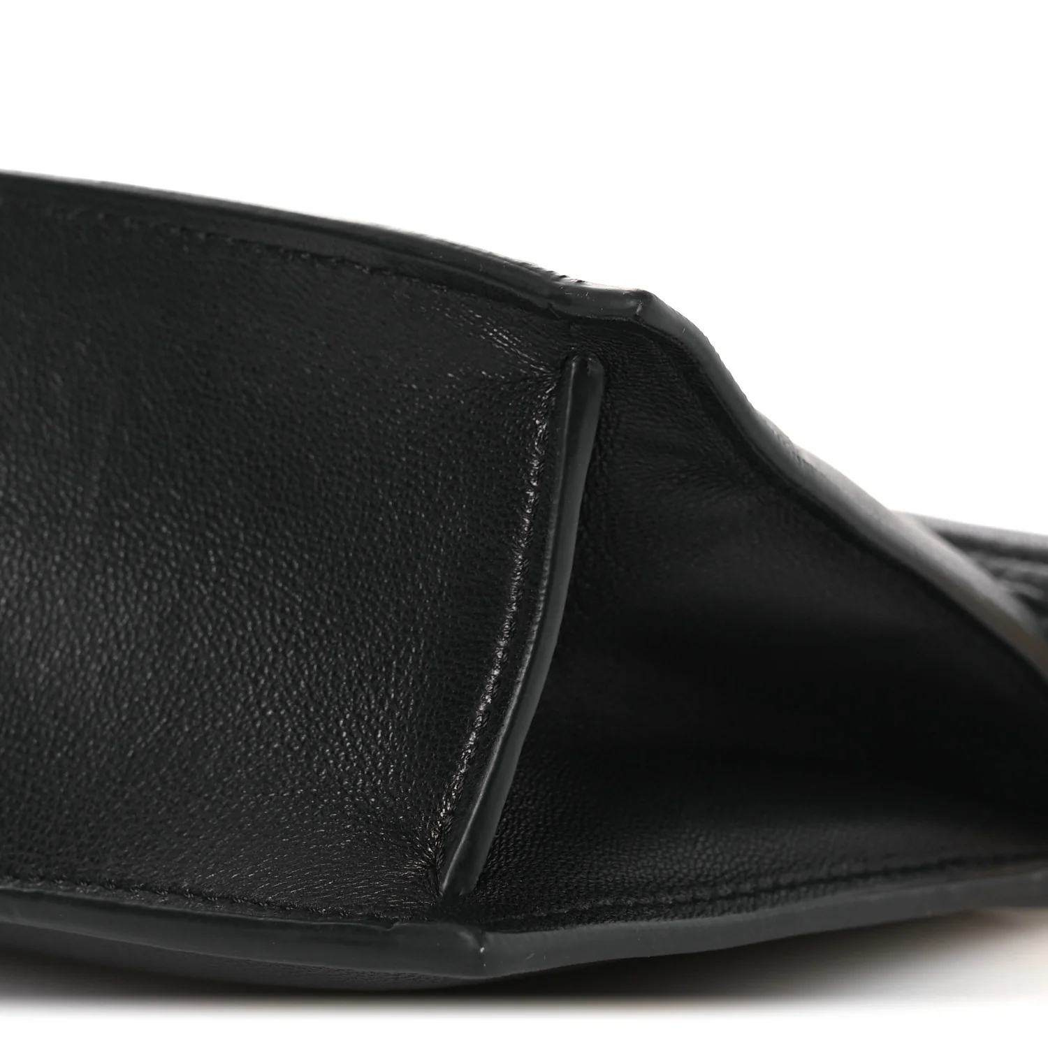 Smooth Calfskin La Pochette Rond Carre Black - Top Club