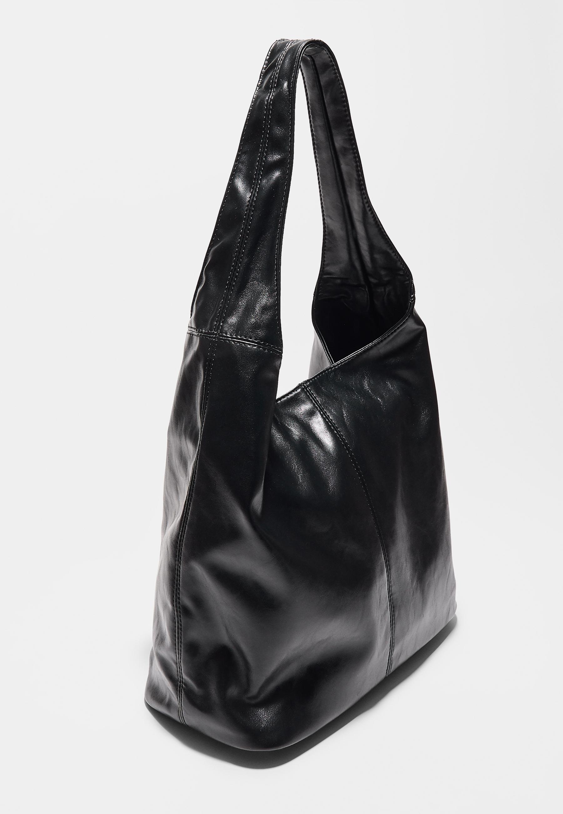 ZIP SHOULDER BAG