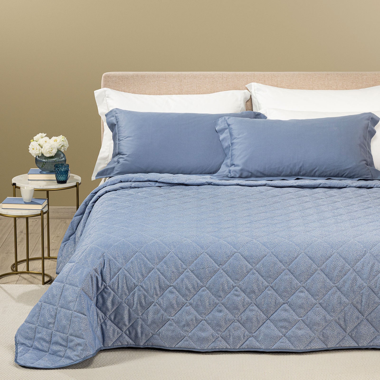 Copriletto Trapuntato In Raso Jacquard Lagoon Matrimoniale Blu Dreaming