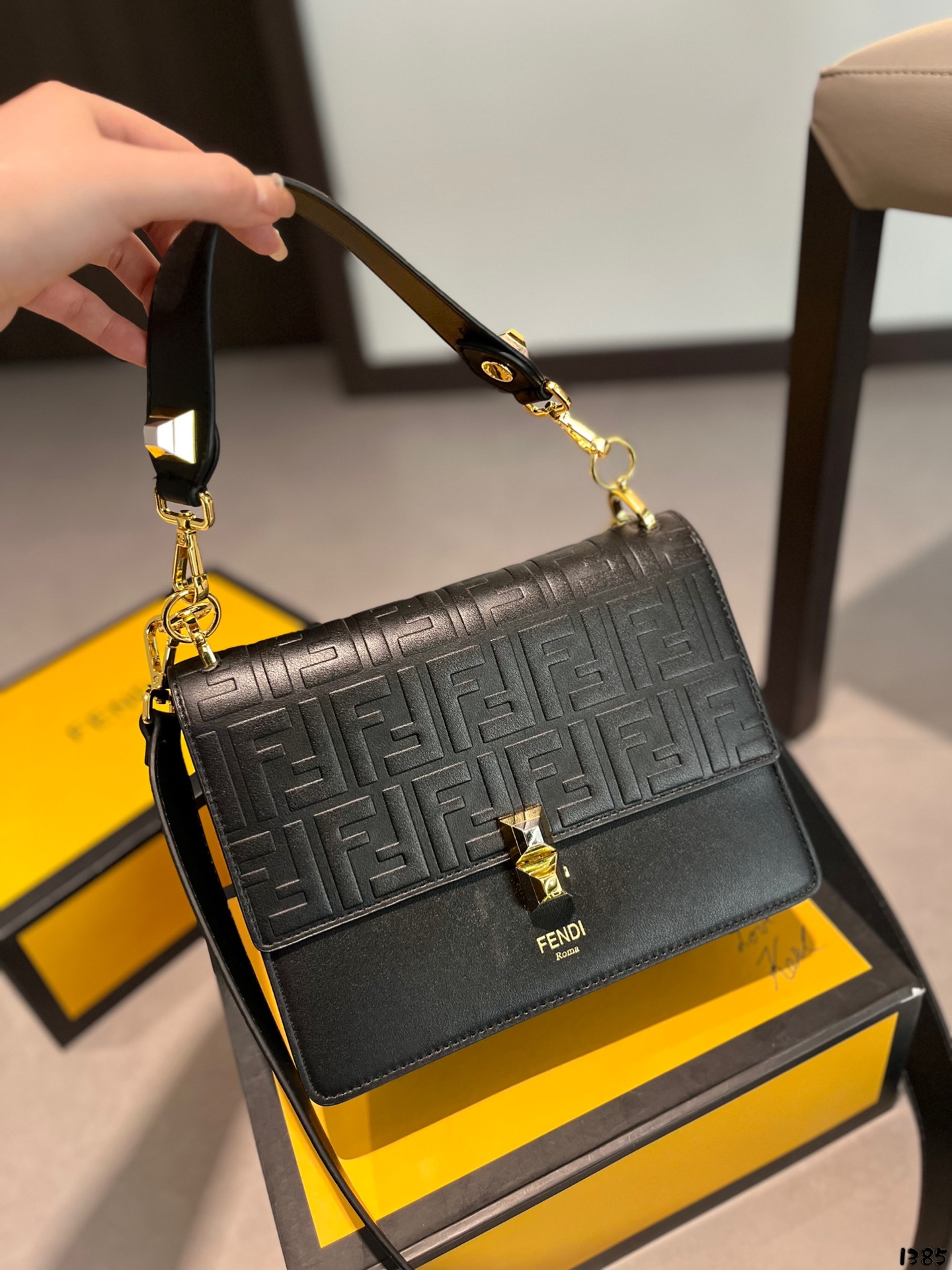 FEN Kan U new arrival bag size: 24* 18 cm - Top Club