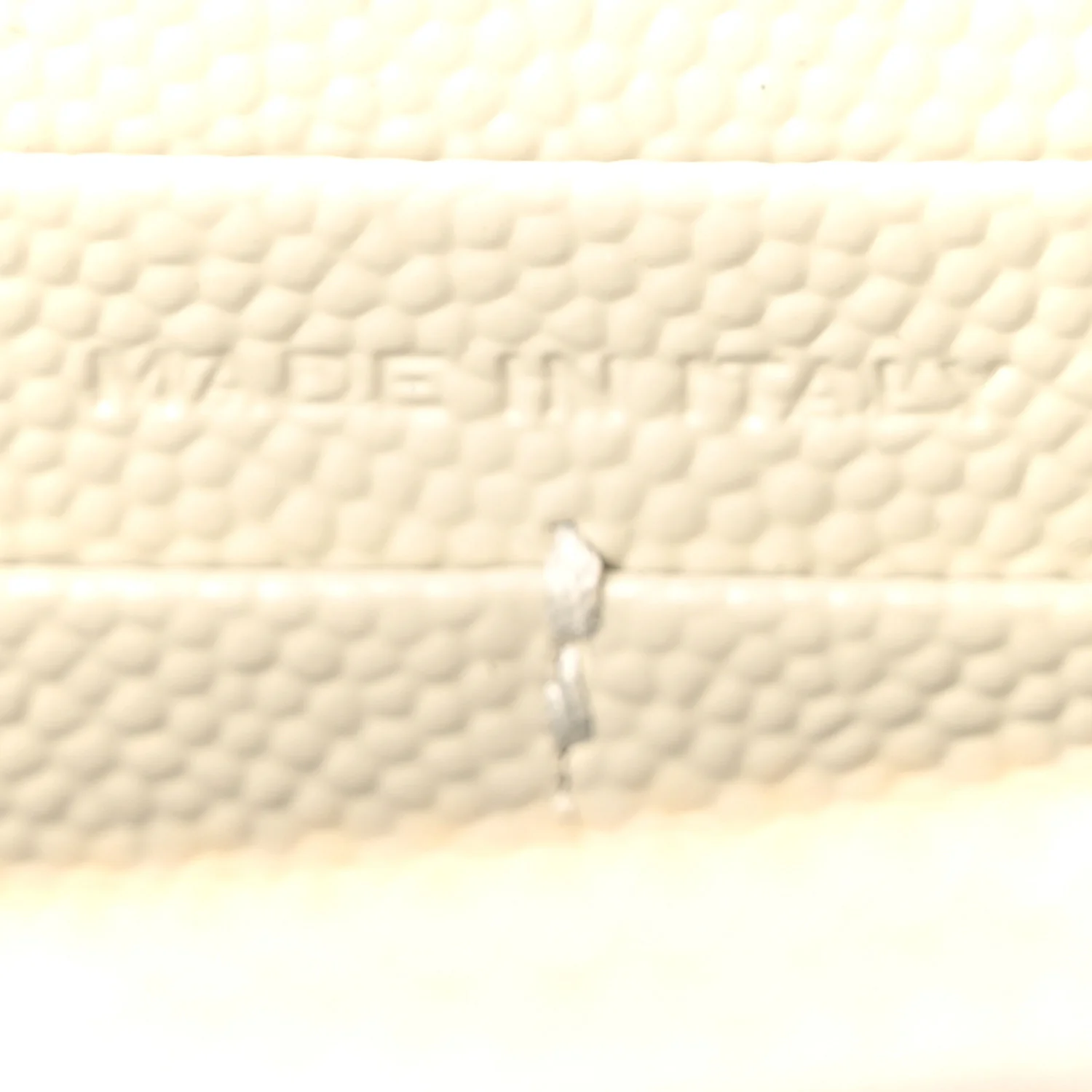 Grain De Poudre Matelasse Chevron Monogram Envelope Chain Wallet Crema Soft - Top Club