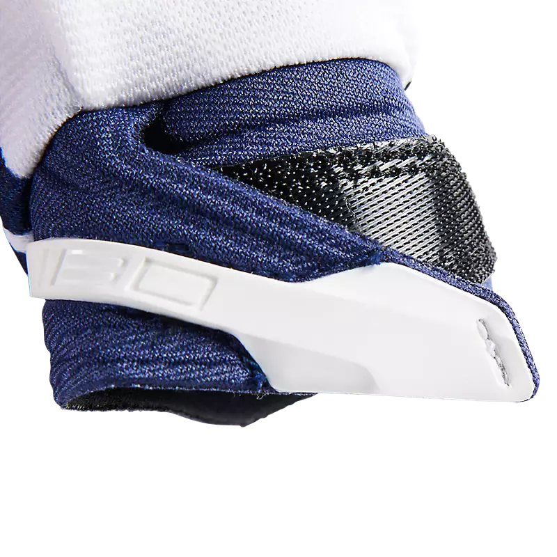 180 GOAT penalty gloves